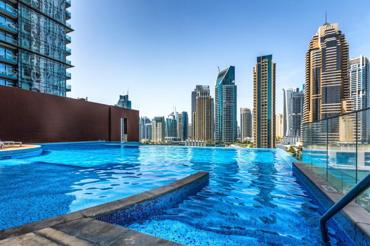 Luxury apartment in Marina Gate Jumeirah Living