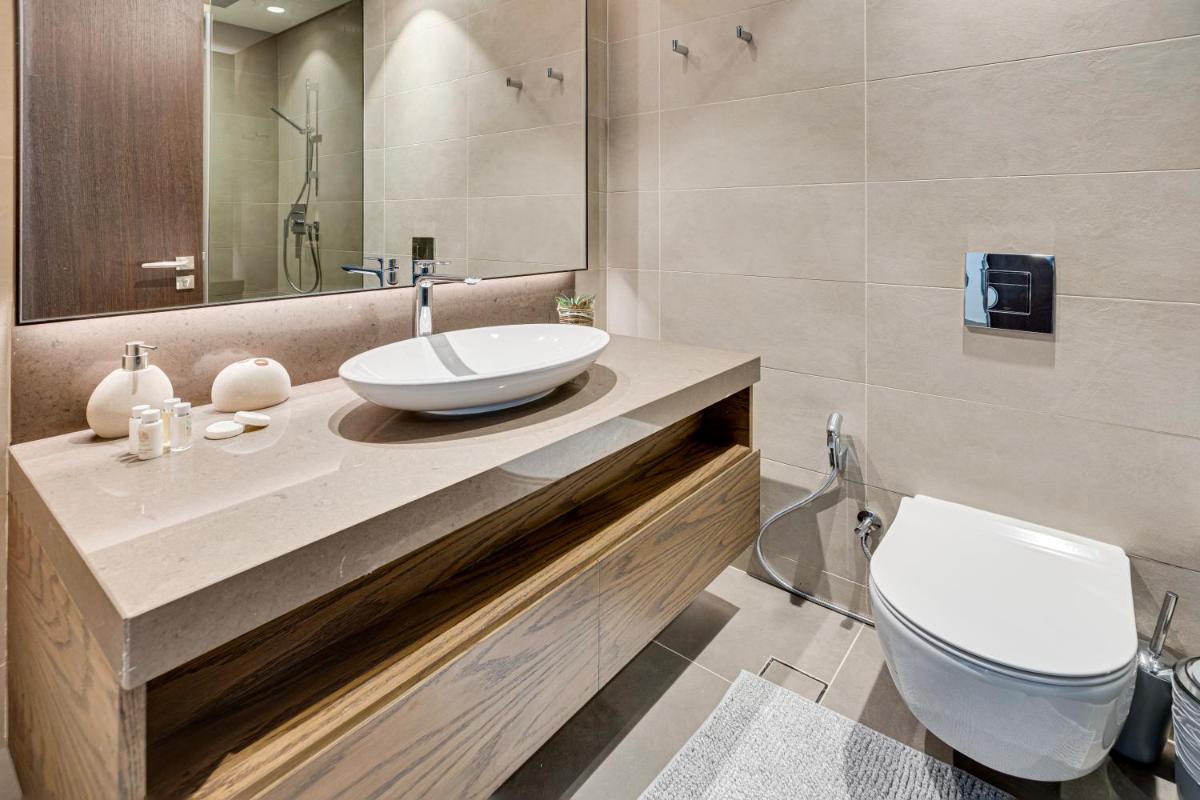 Luxury apartment in Marina Gate Jumeirah Living