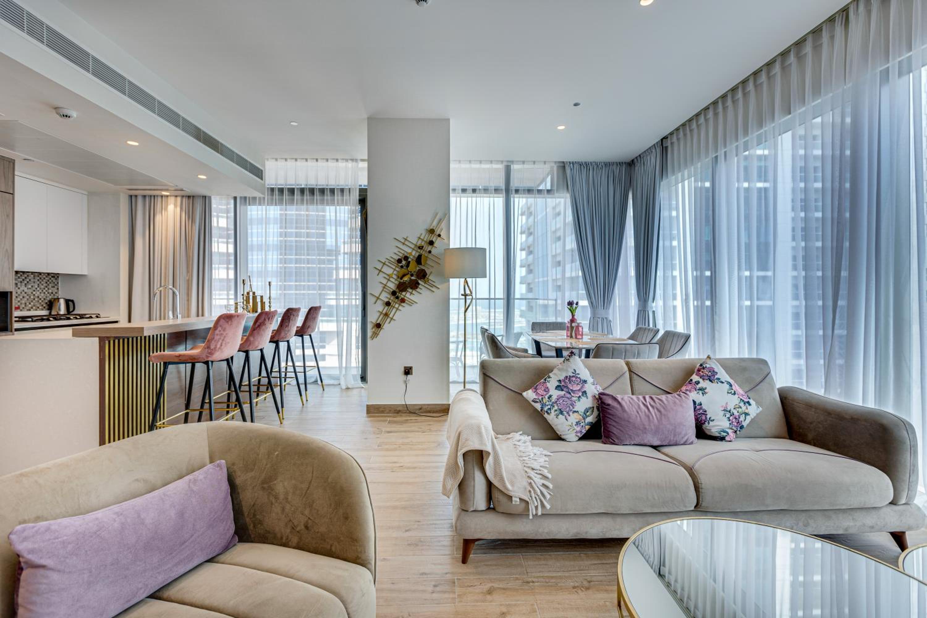 Luxury apartment in Marina Gate Jumeirah Living