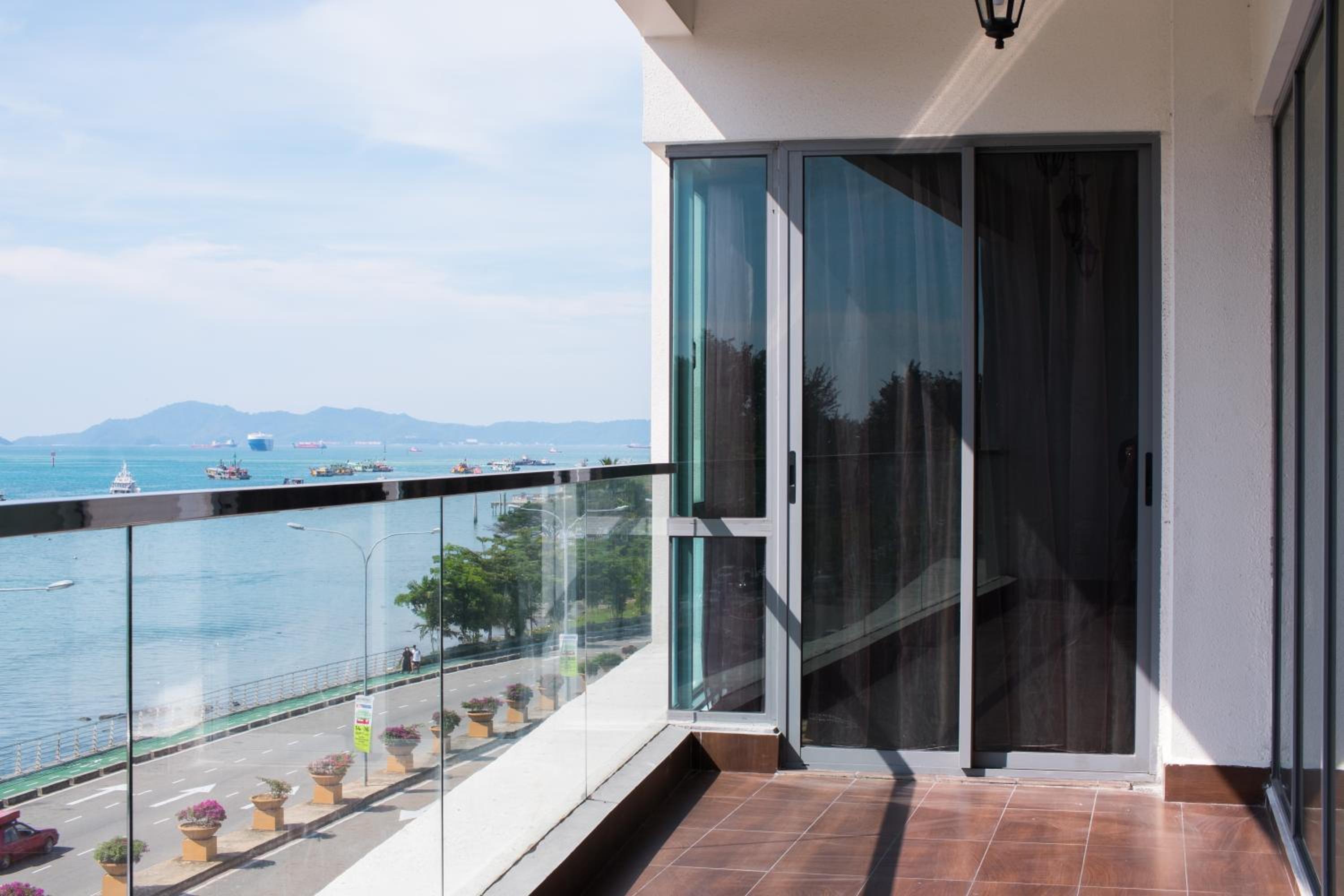 THE LOFT RESIDENCES HOMESTAY @ BLOCK C IMAGO MALL KK CENTRAL photo 1