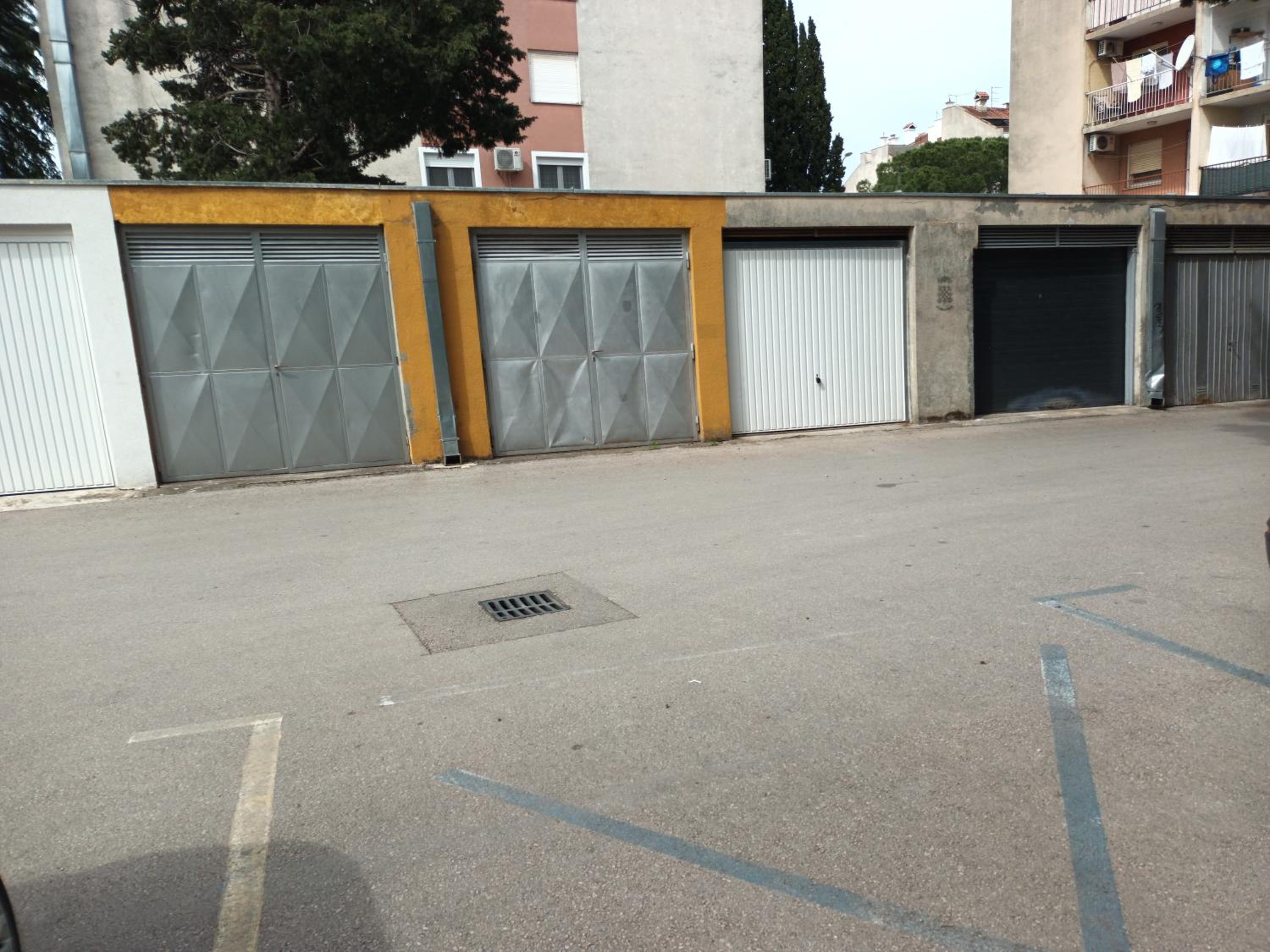 Apartments J&R Babara