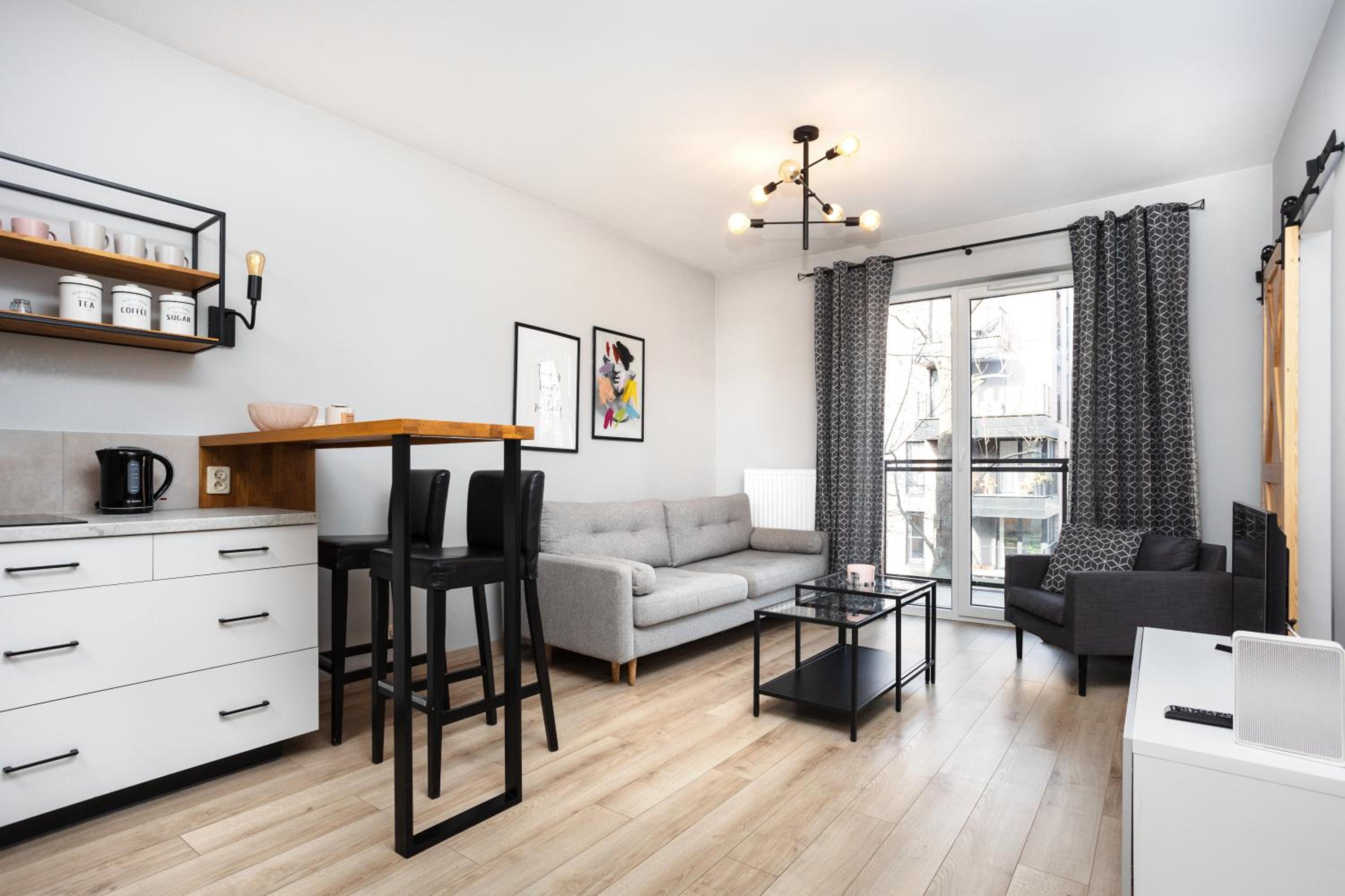 City of the Kings-Alice Apartment