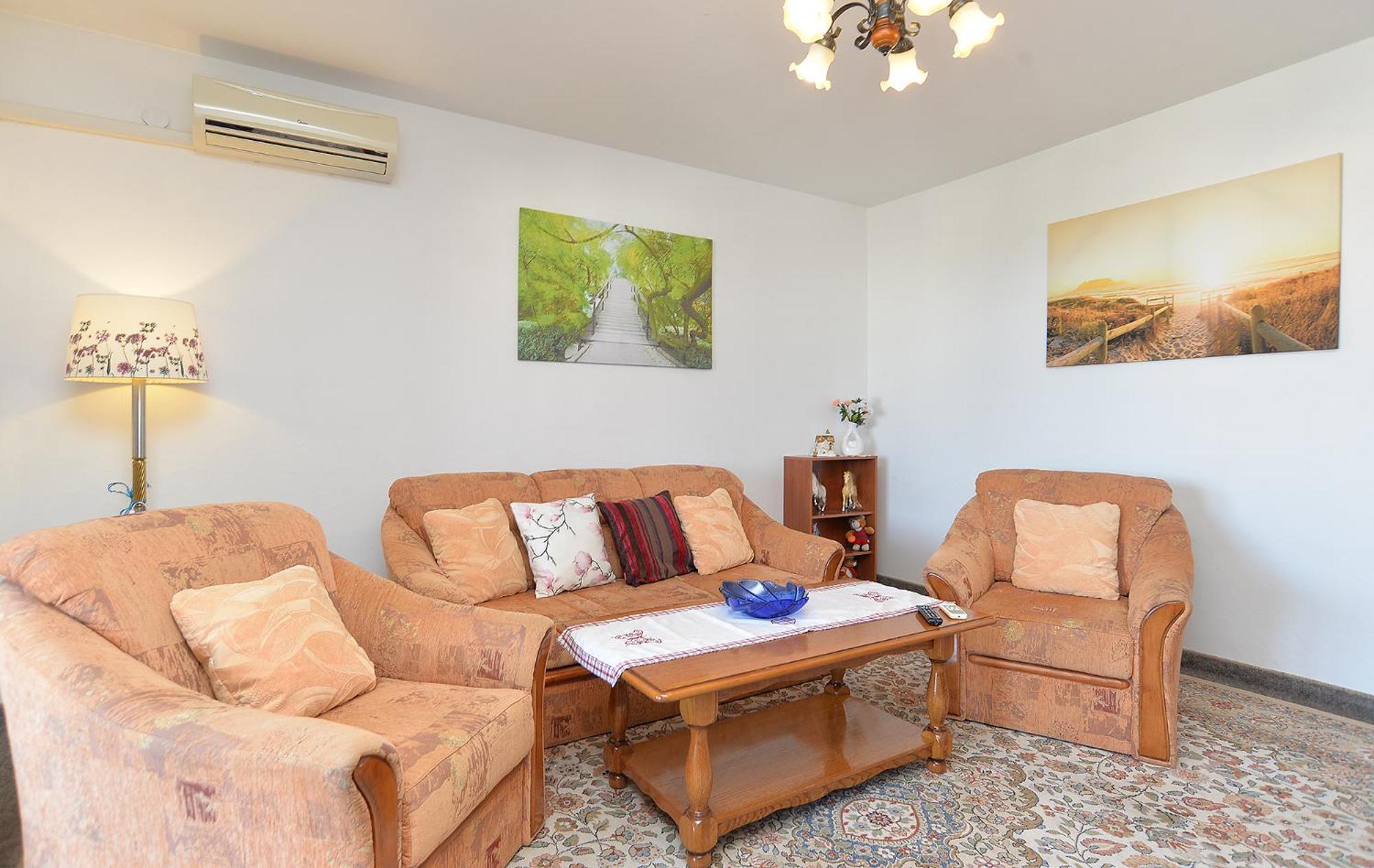 Apartments Anka 1223
