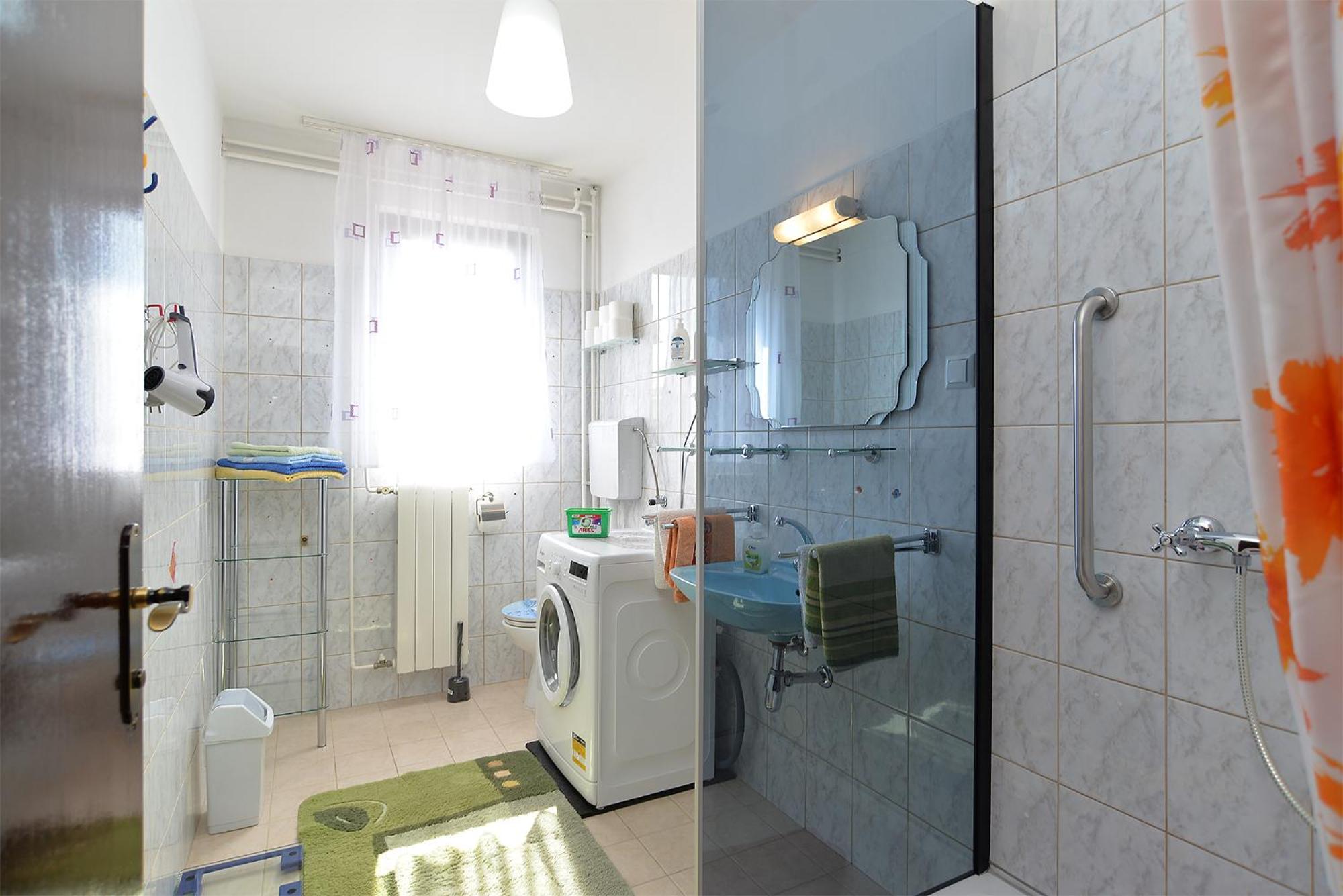 Apartments Anka 1223
