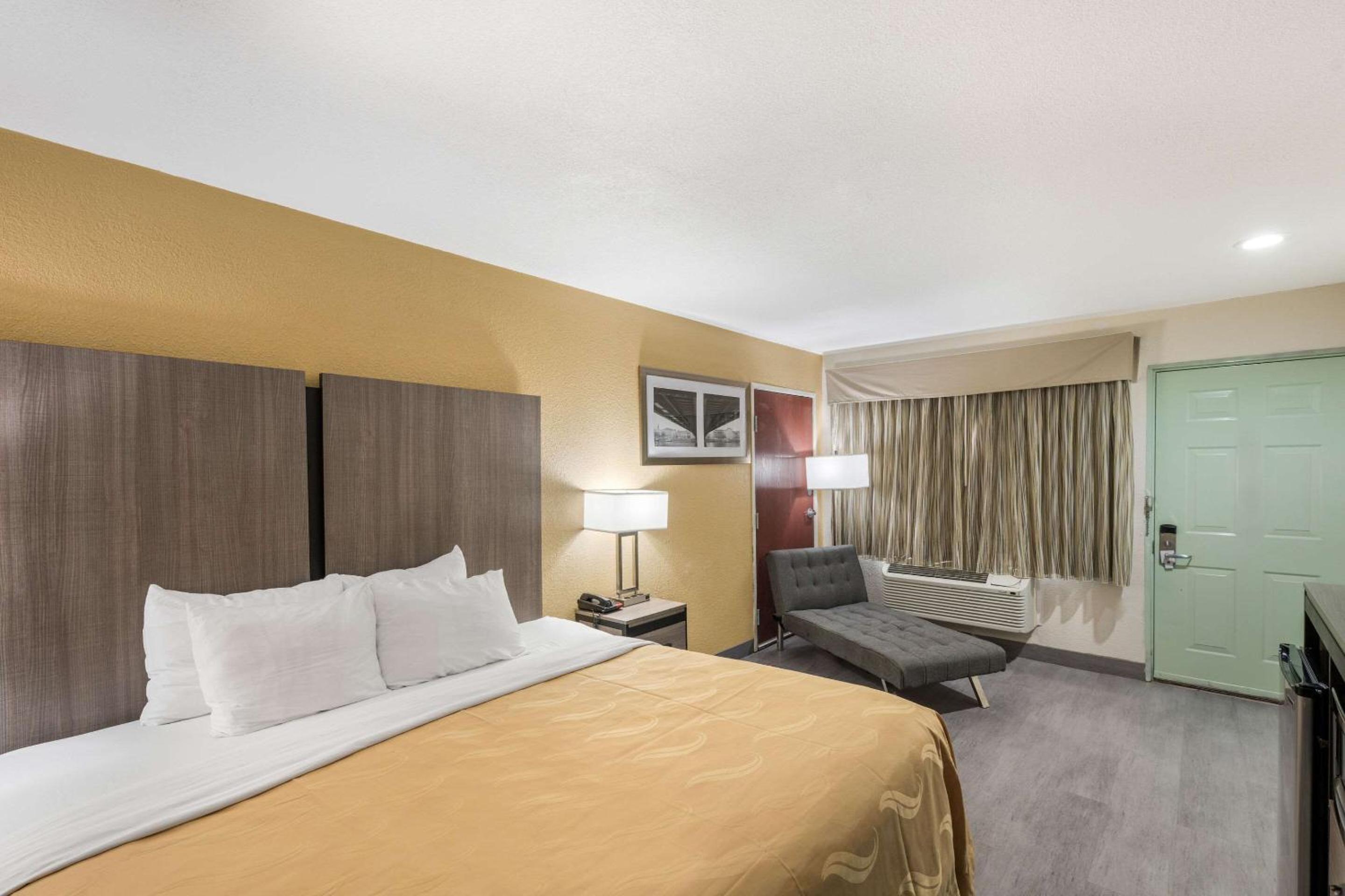 Fort Stockton Vacations - Quality Inn - Property Image 14