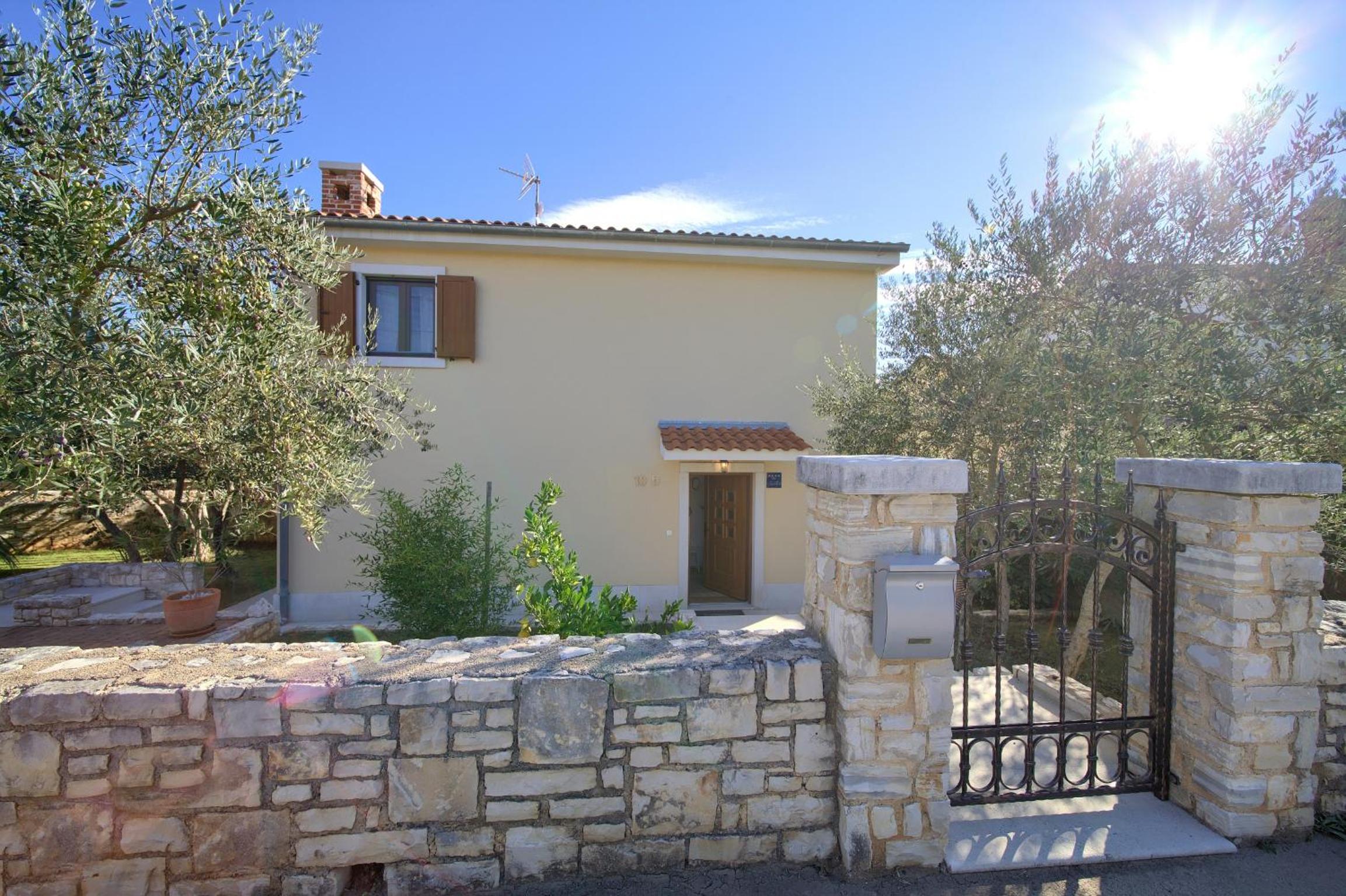 Hotel Villa Rustika - Image 1