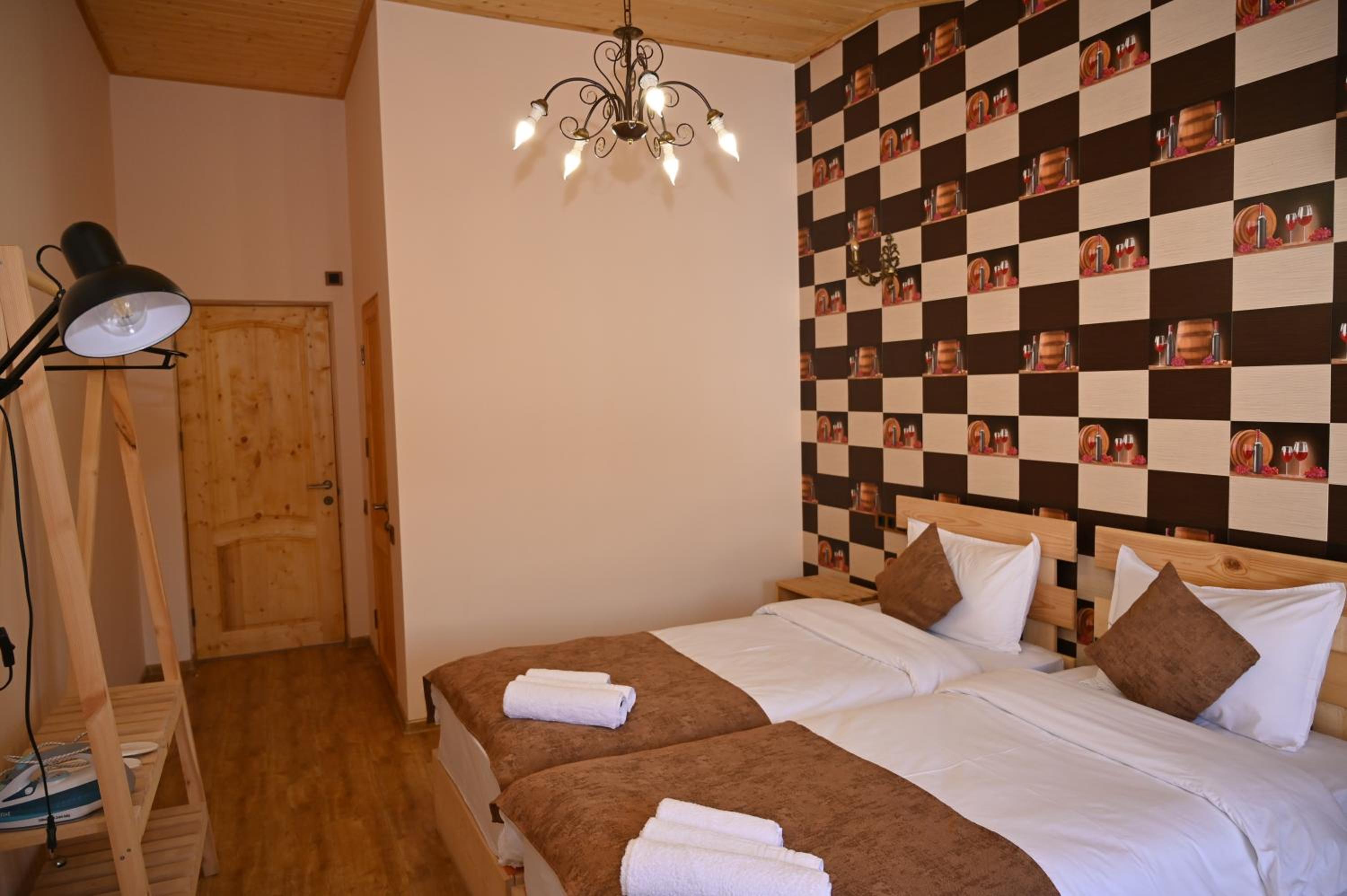 Berkri Gastro Yard & Guest House