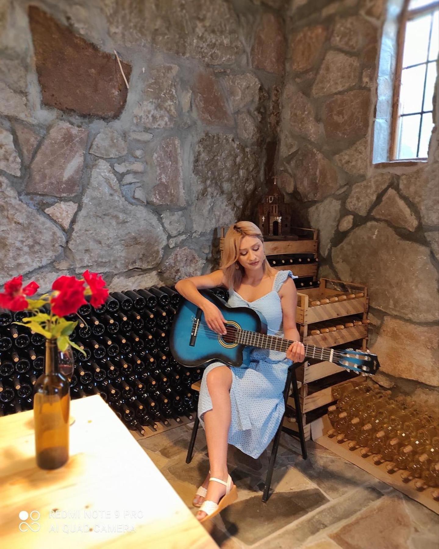 Berkri Gastro Yard & Guest House