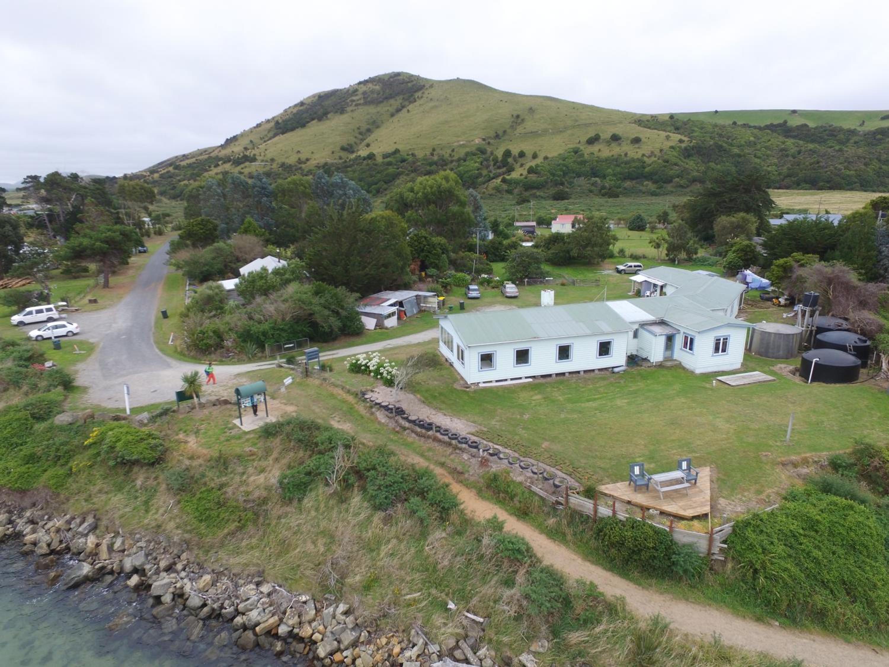 Surat Bay Lodge, Motel and Backpackers