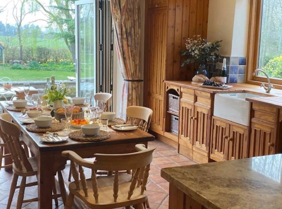 Stunning Country Farm House between Bristol & Bath view 5