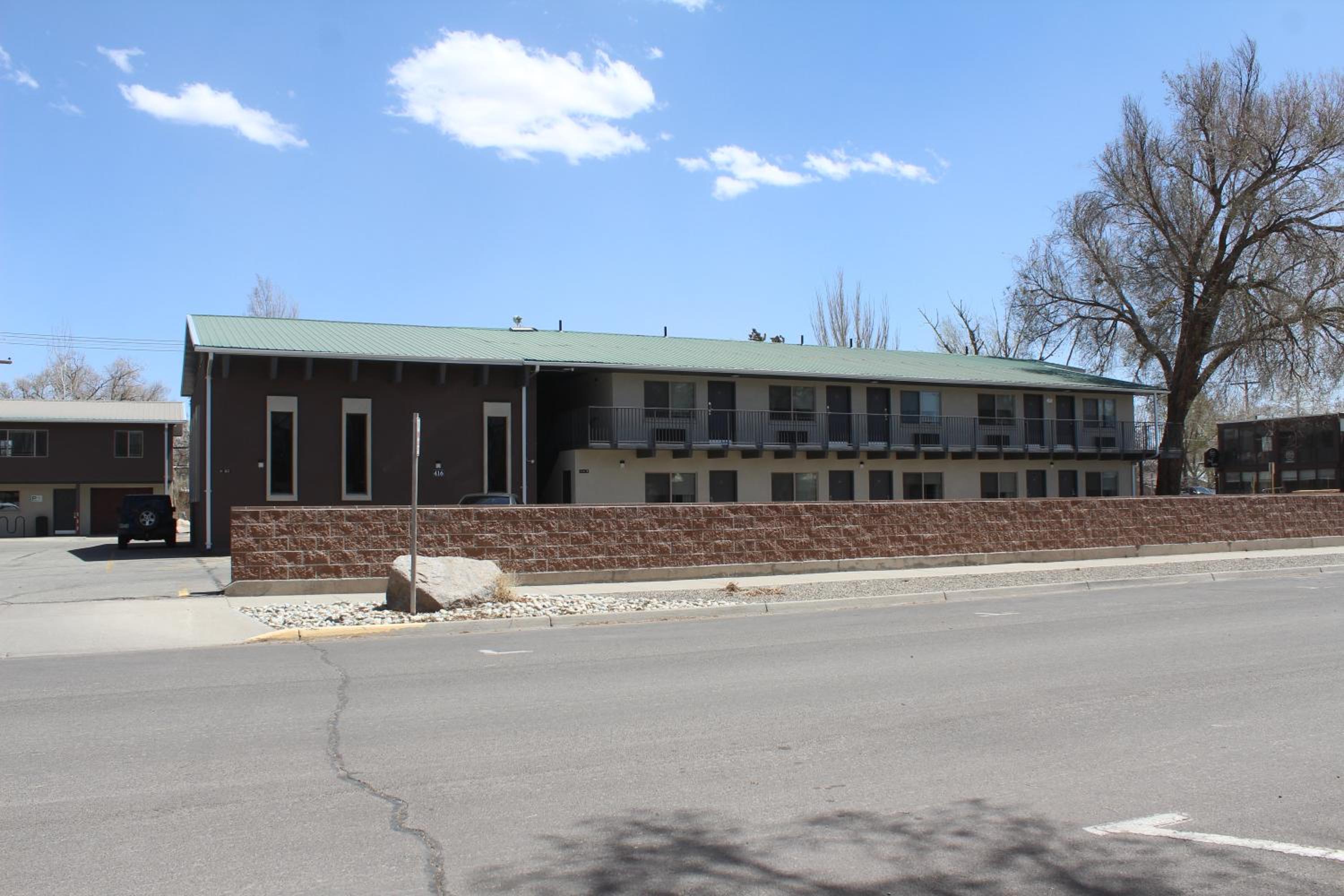 Alamosa Vacations - Bell  Main Alamosa Studio Suite-Walking distance to downtown - Property Image 1