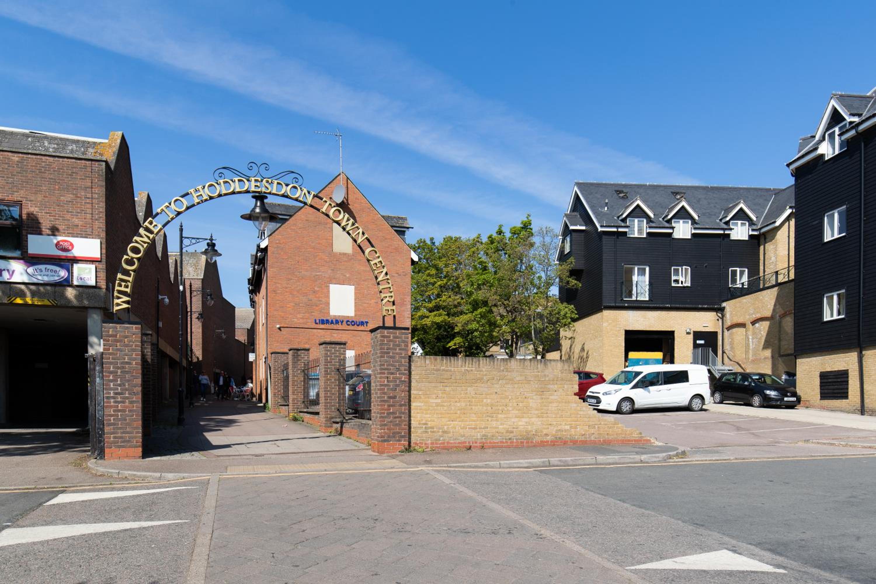 Velvet 2-bedroom apartment, Brewery Road, Hoddesdon view 4