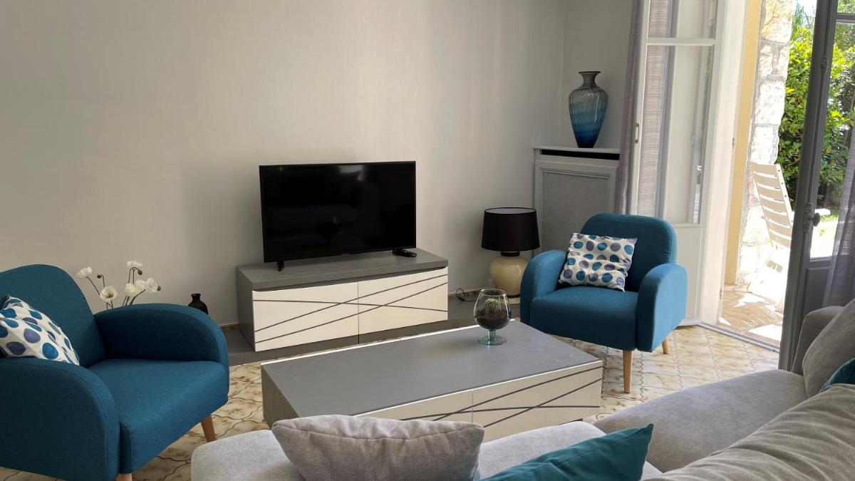 Appartement d'époque avec jardin et parking 4 personnes Le Port de Nice photo 5