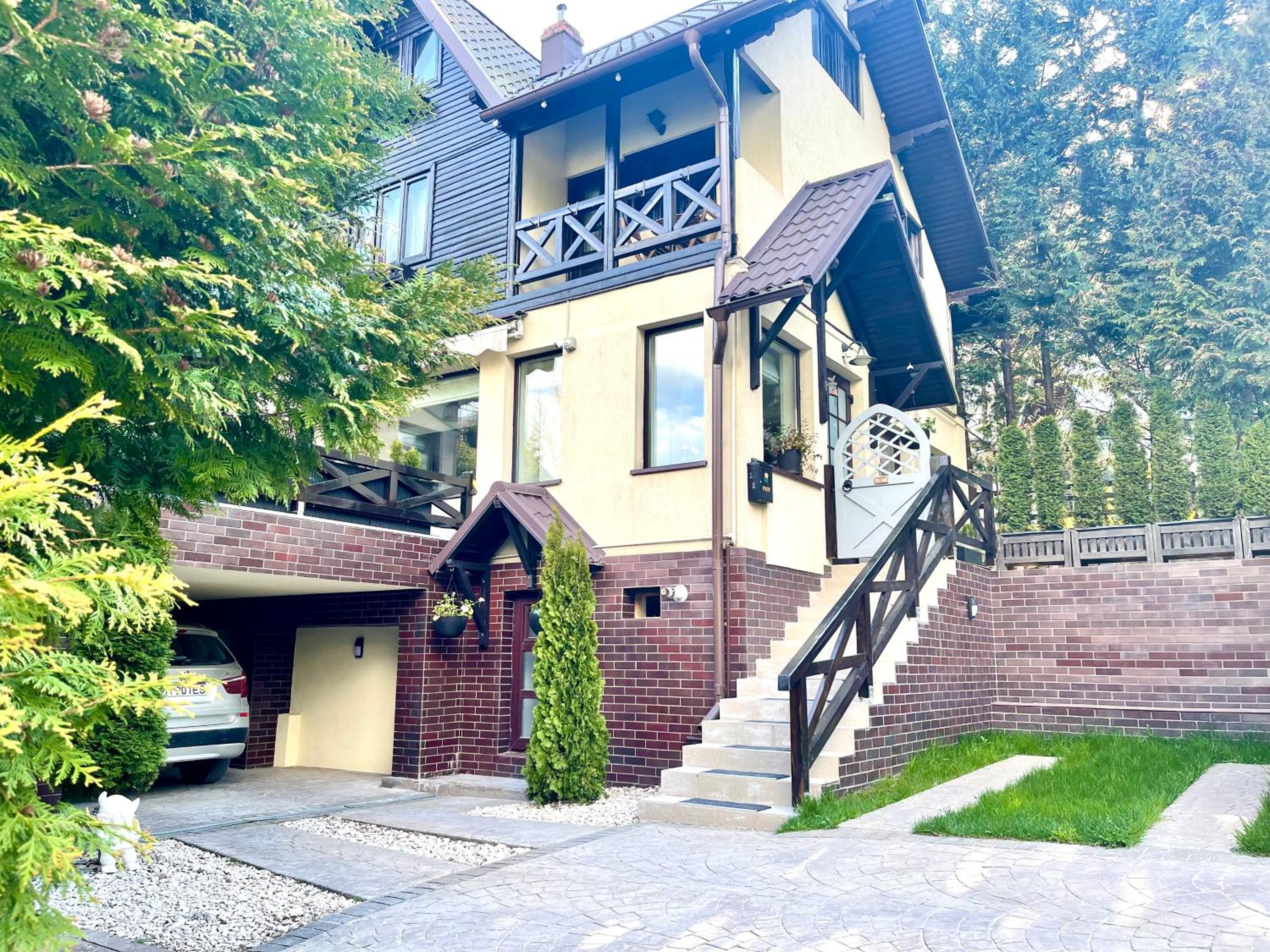 The Nest view 2