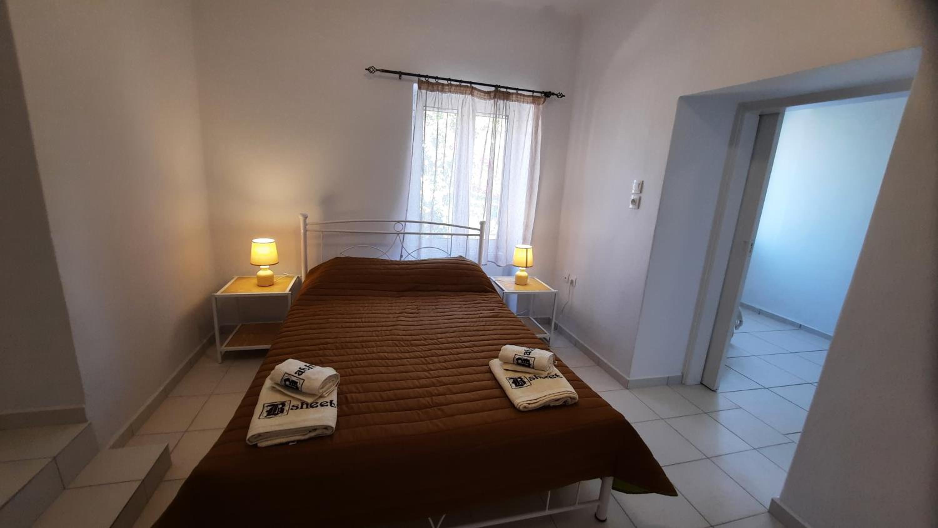 Aegina house1 view 2