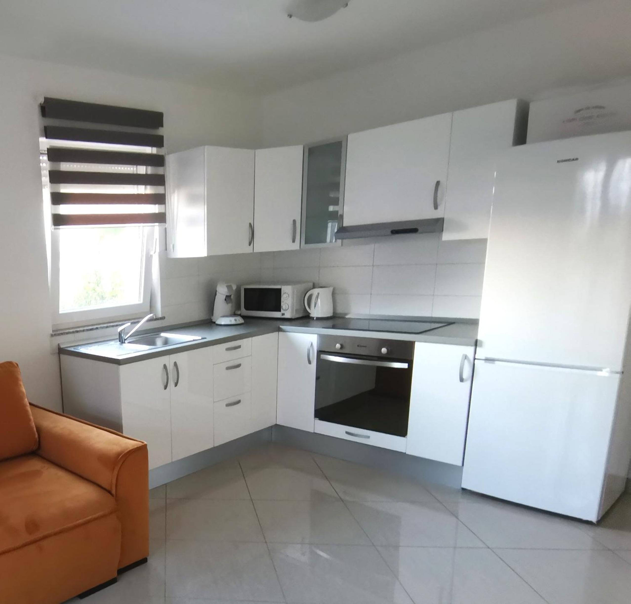 Apartment Leona view 2