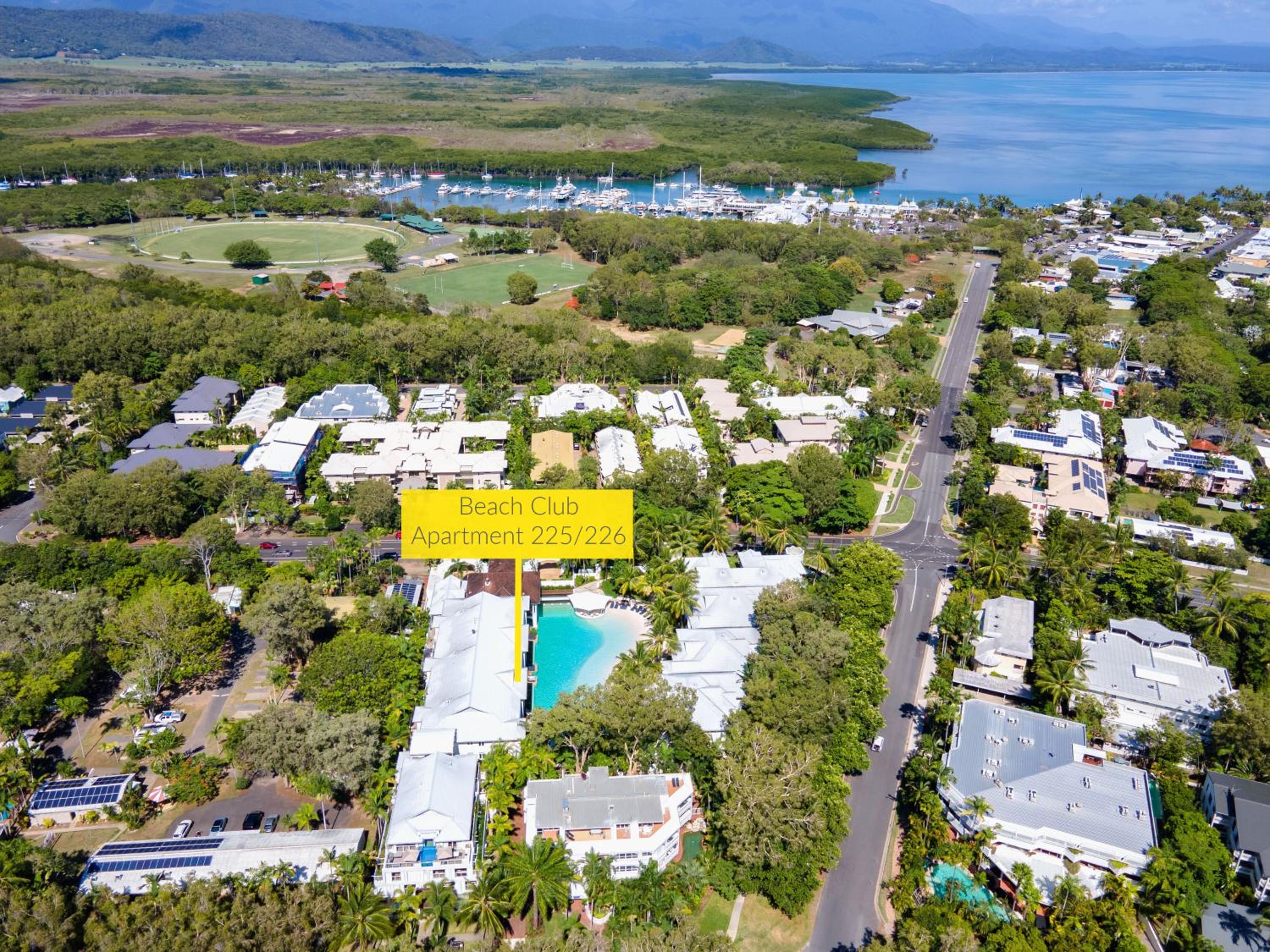 Beach Club Port Douglas Luxury Apartments