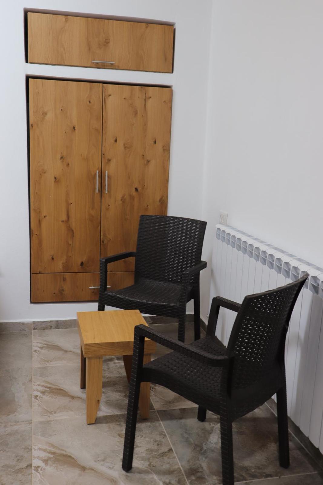 Photo 42