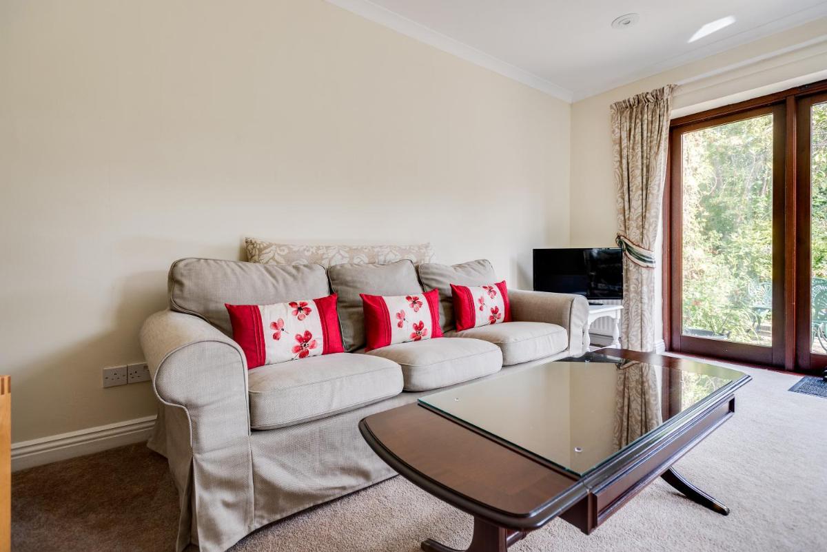 Spacious 1-Bedroom Flat with garden & free parking in Yarnton view 4