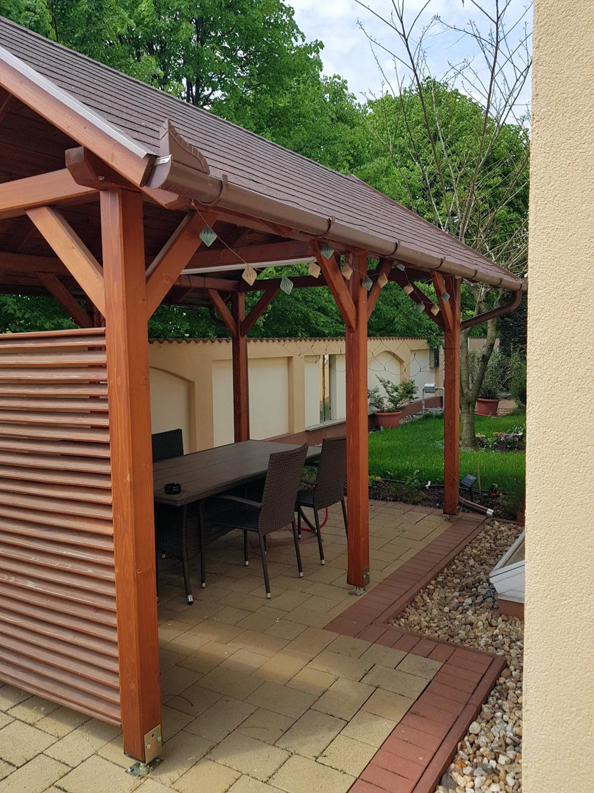 Elek Apartmanház