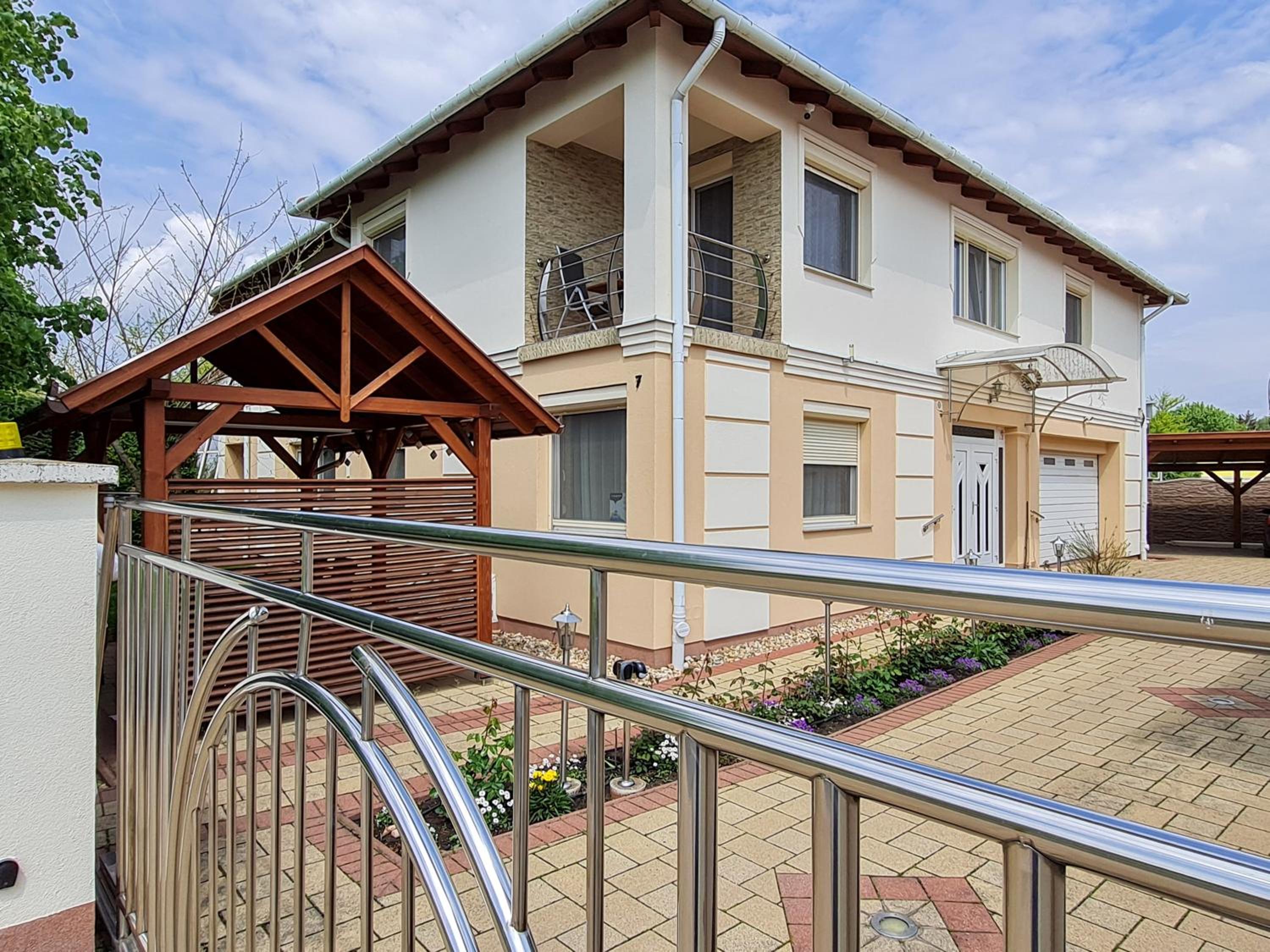 Elek Apartmanház