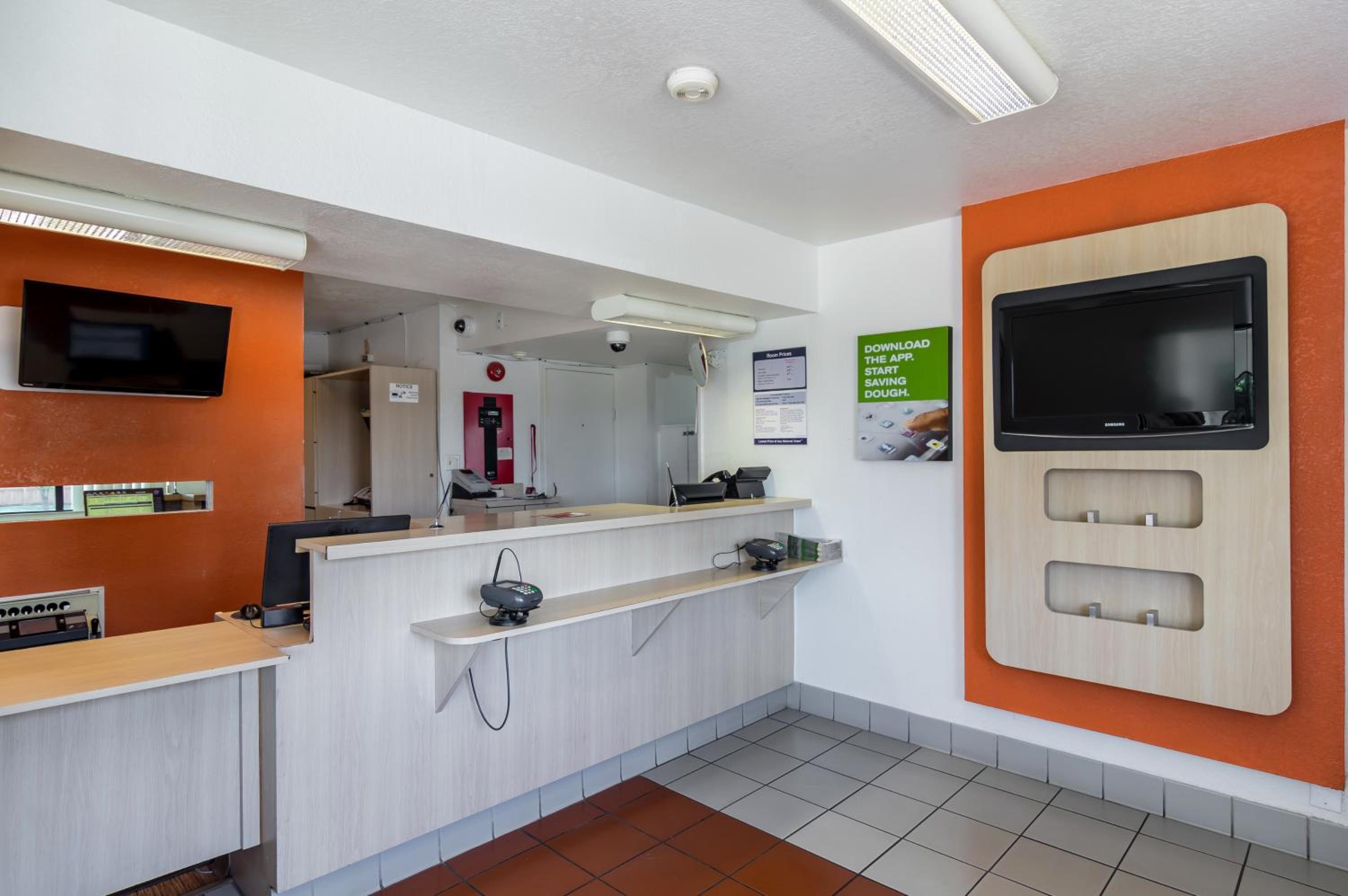 Motel 6-Bellmead, TX - Waco