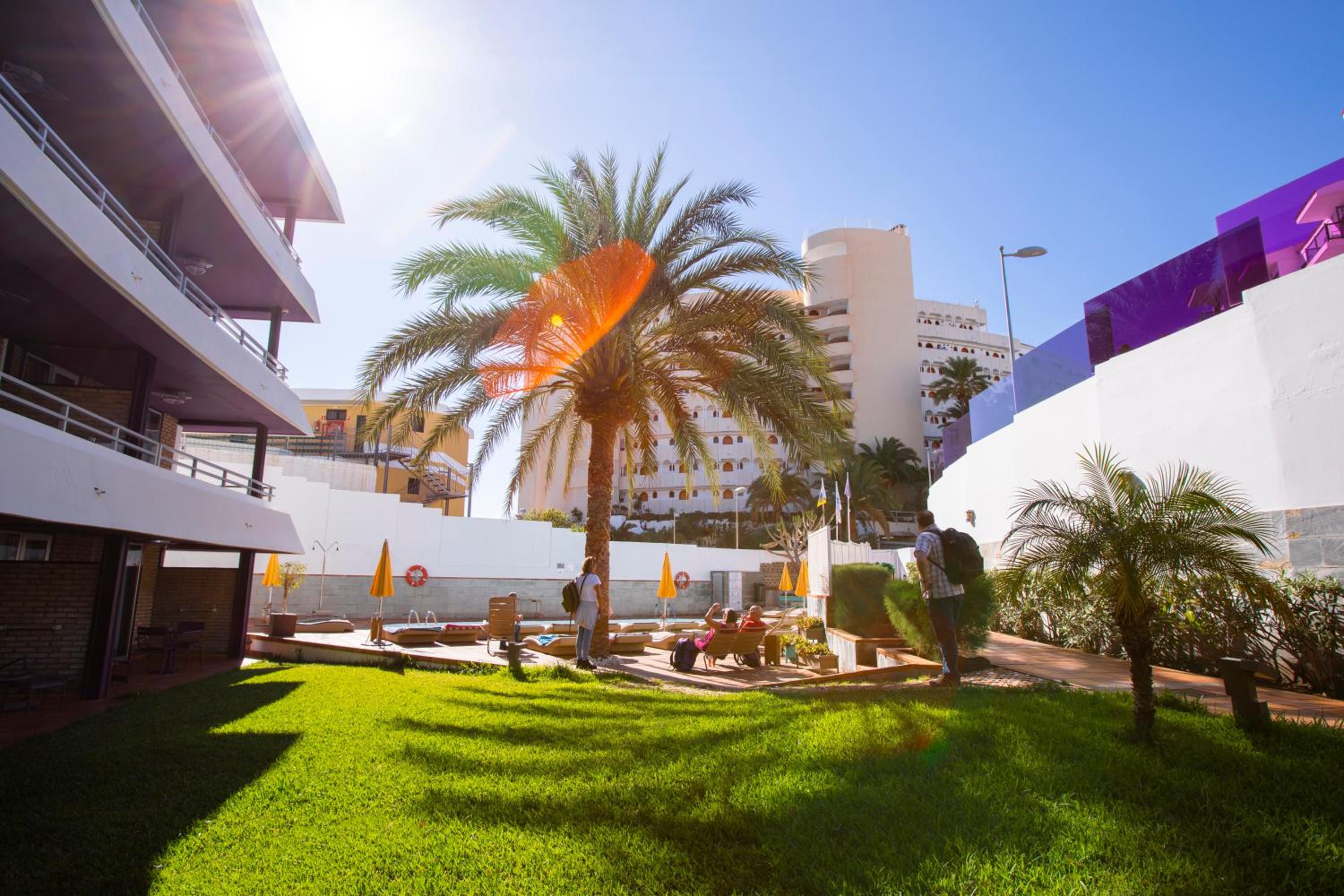 Jacarandas Beach