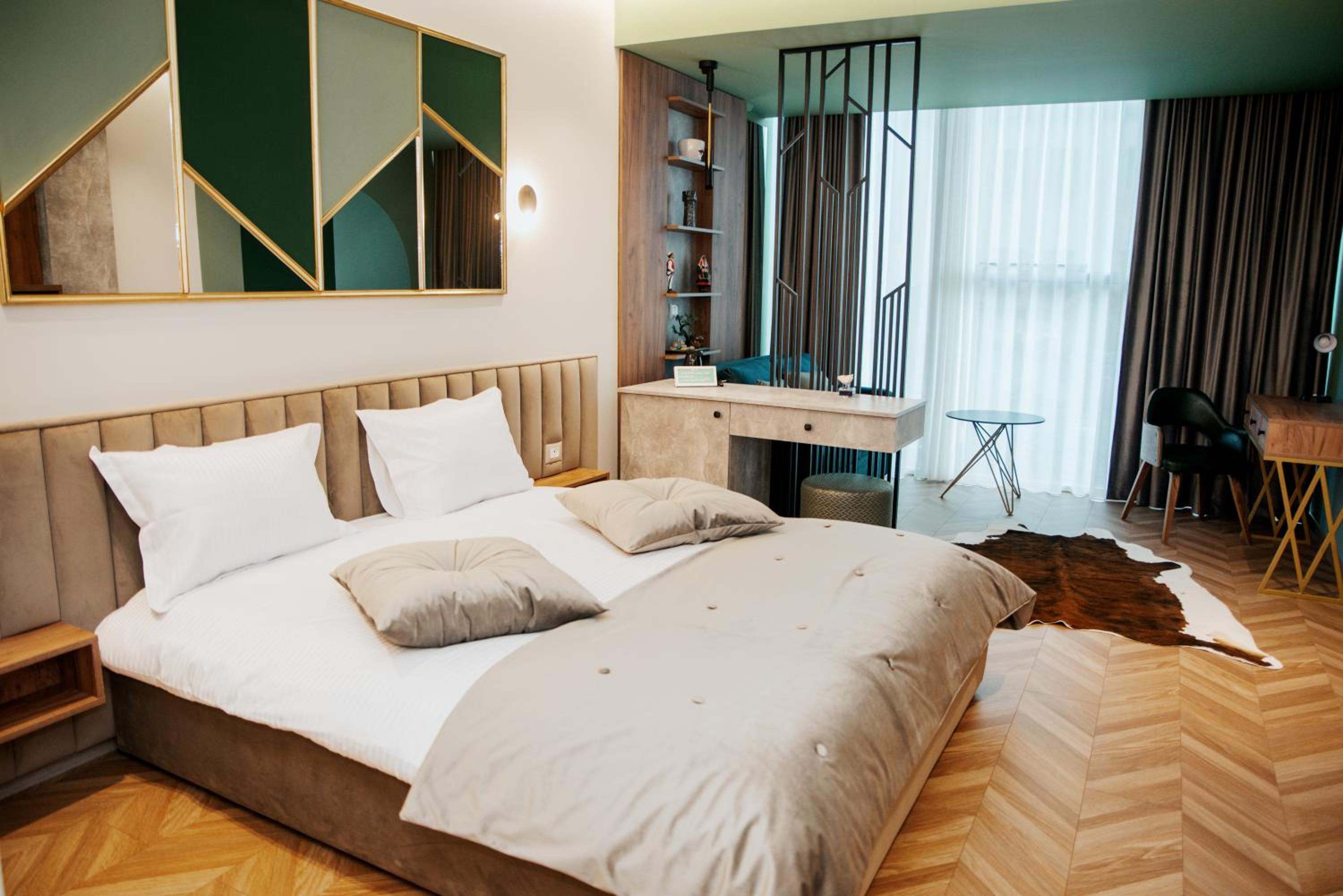 Centropolis Apartments