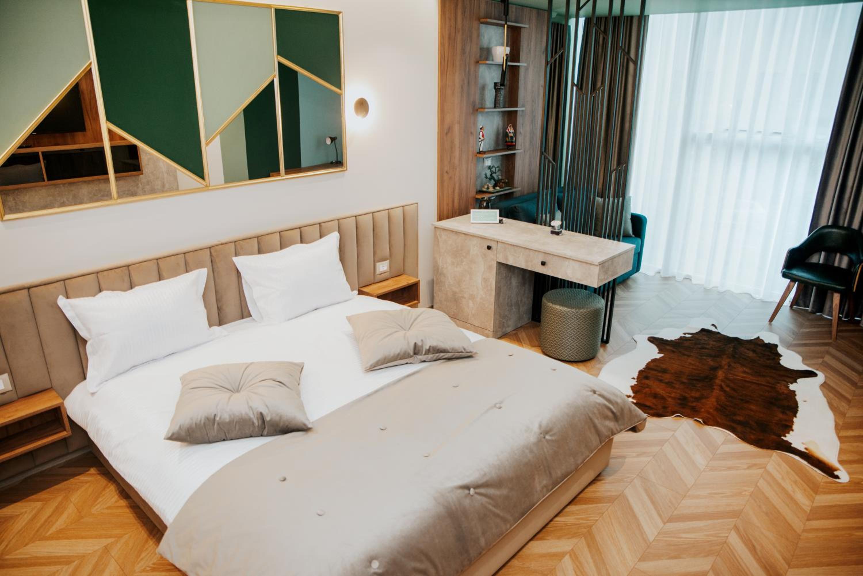 Centropolis Apartments
