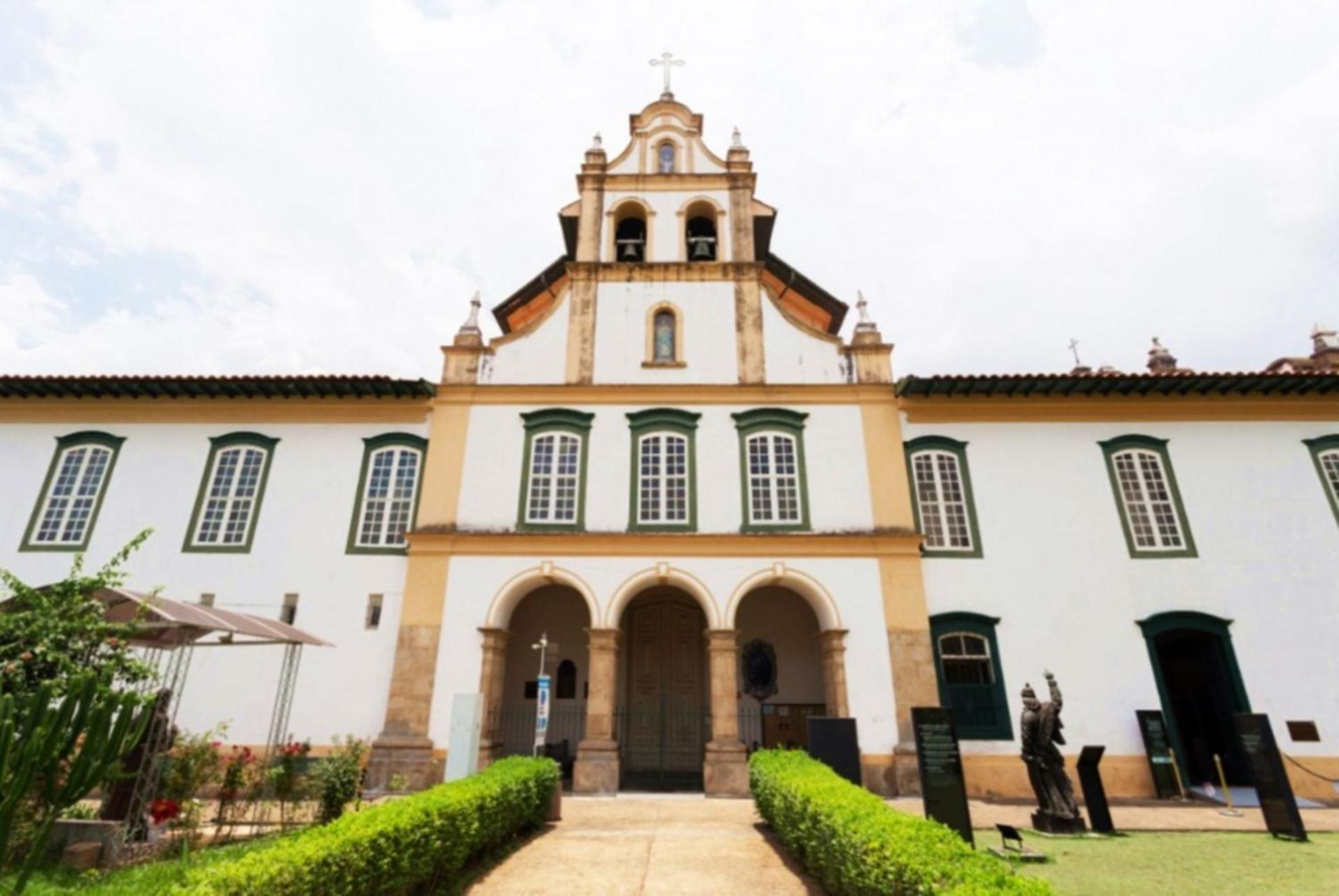 Otimo apto c sacada, Centro Historico de Sao Paulo