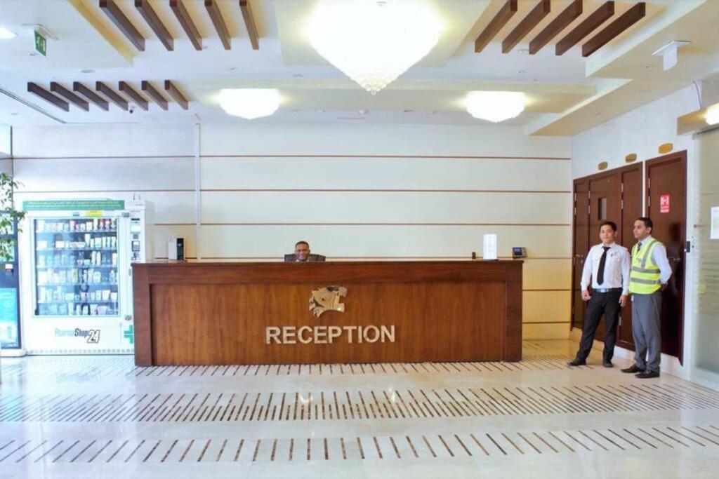High Floor with city skyline & Burj khalifa view 3 bedroom unit marina