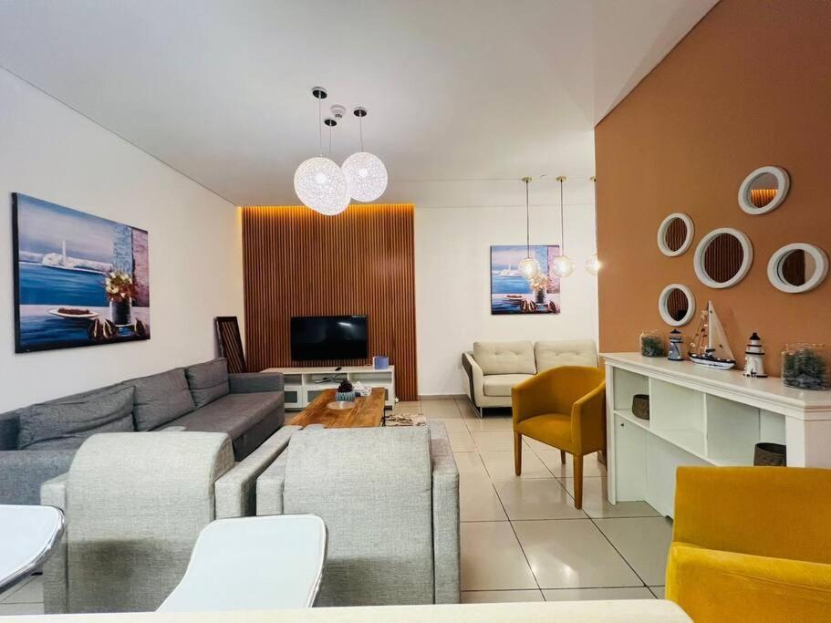 High Floor with city skyline & Burj khalifa view 3 bedroom unit marina