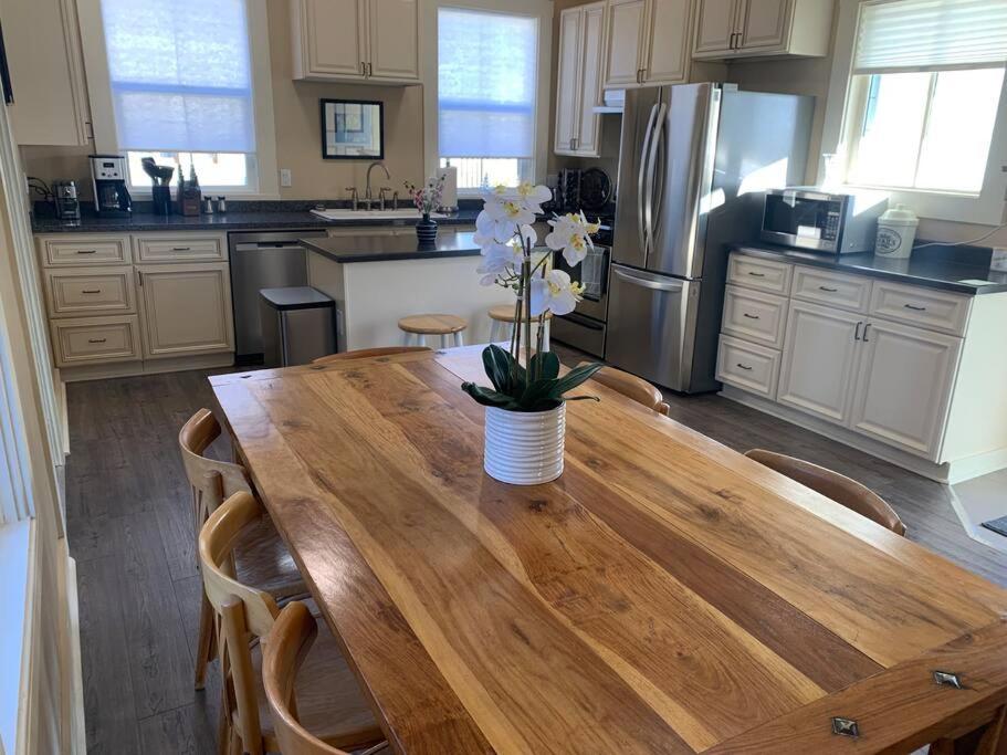 Blue Mist Victorian, 5 Bedroom 2 bath Gem