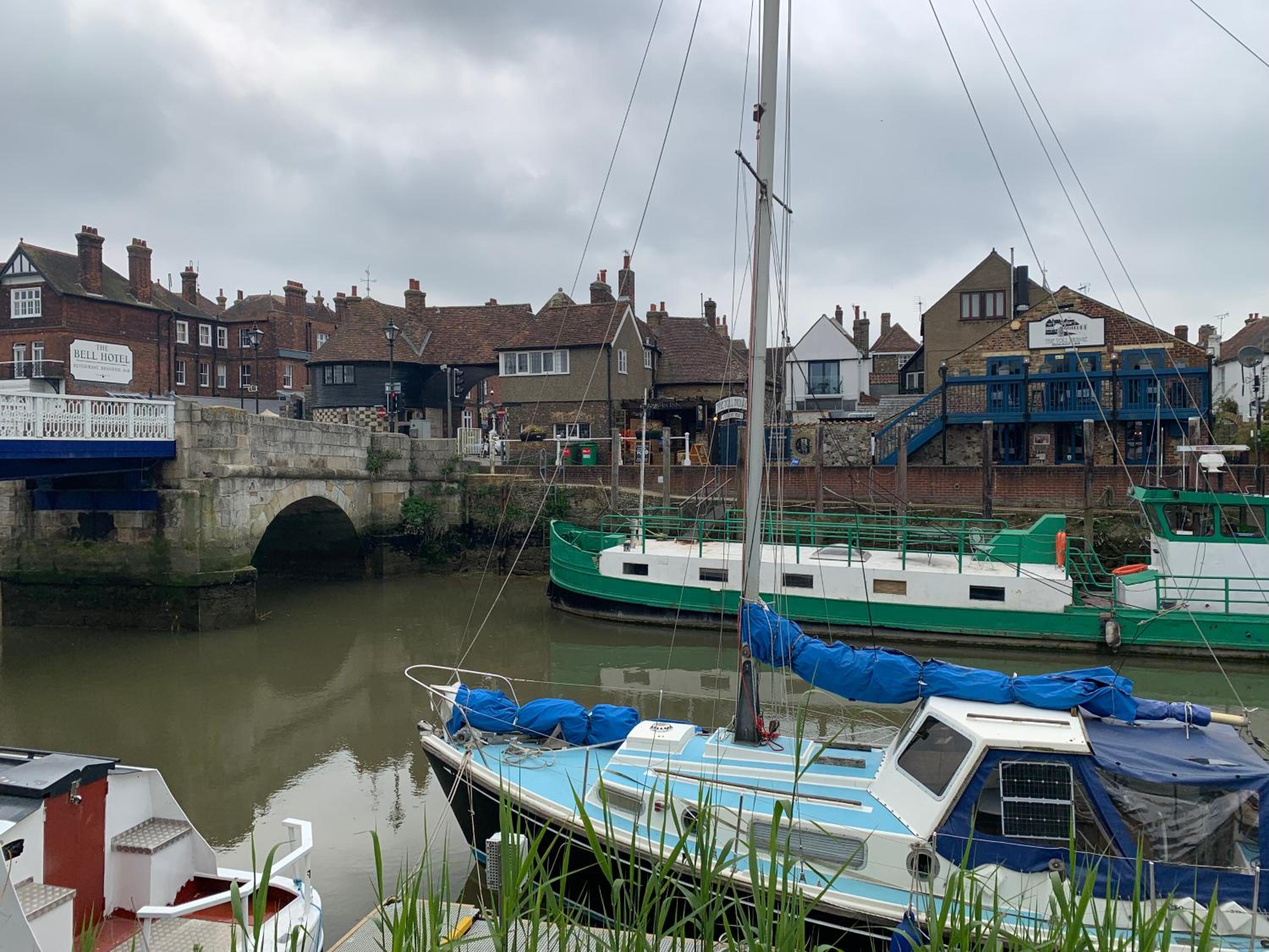Cosy Sailing Boat Glamping Accommodation on the River in Sandwich view 5
