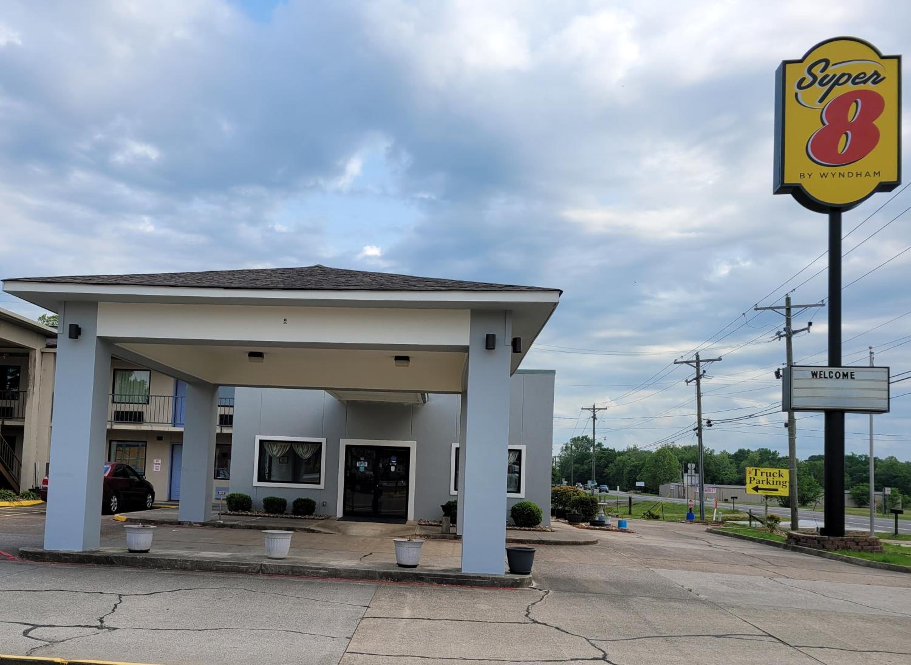 Hotel Super 8 by Wyndham Arkadelphia Caddo Valley Area