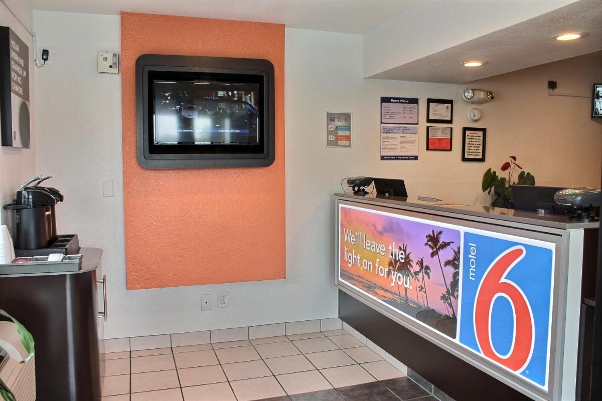 hotel reception