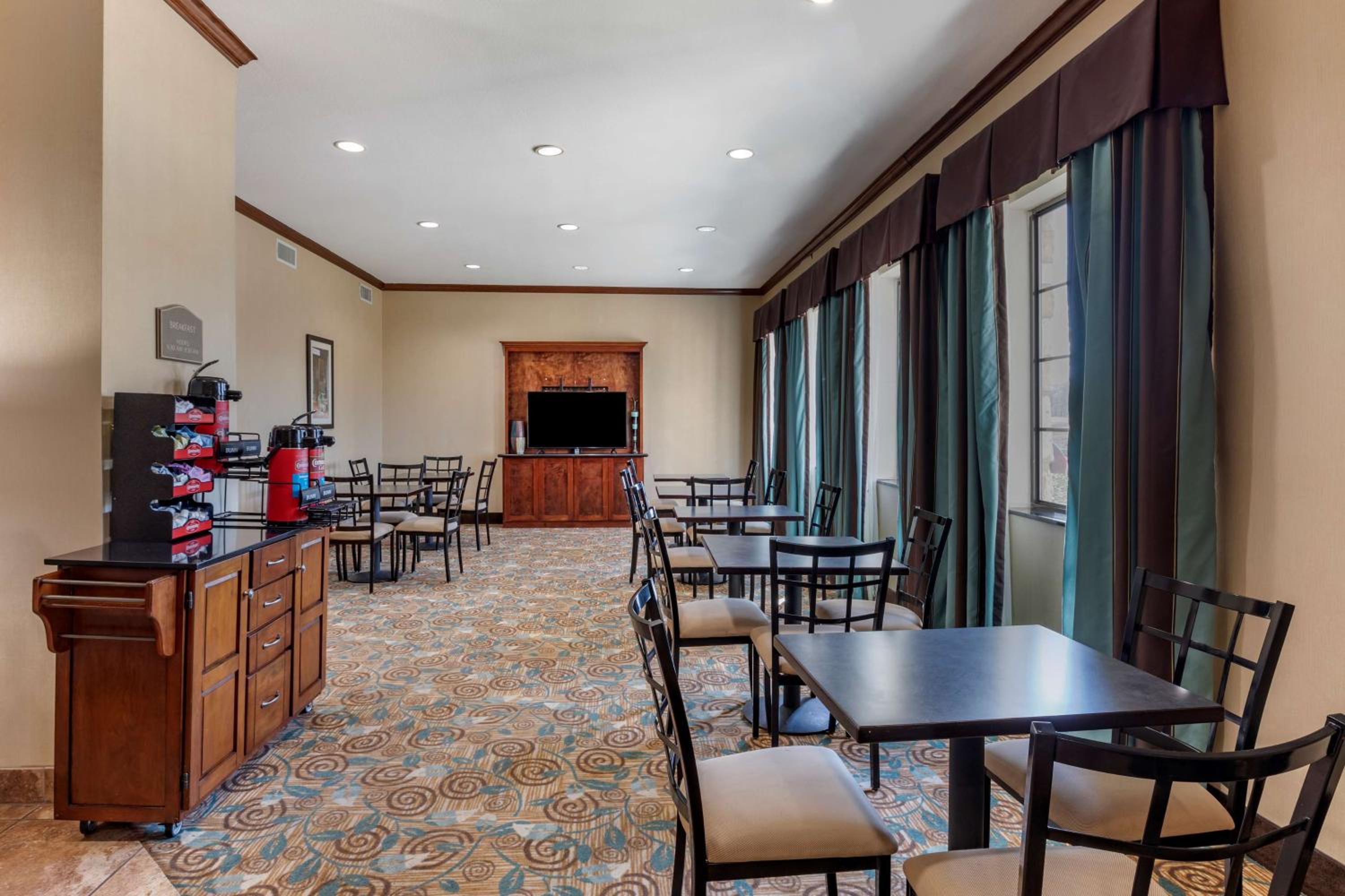 Best Western Mineola Inn