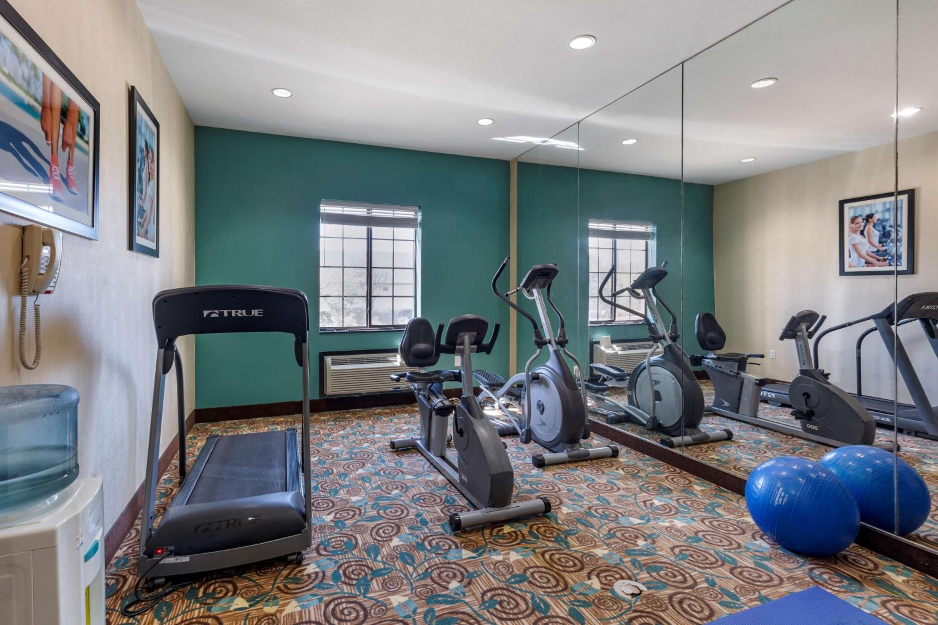 Best Western Mineola Inn