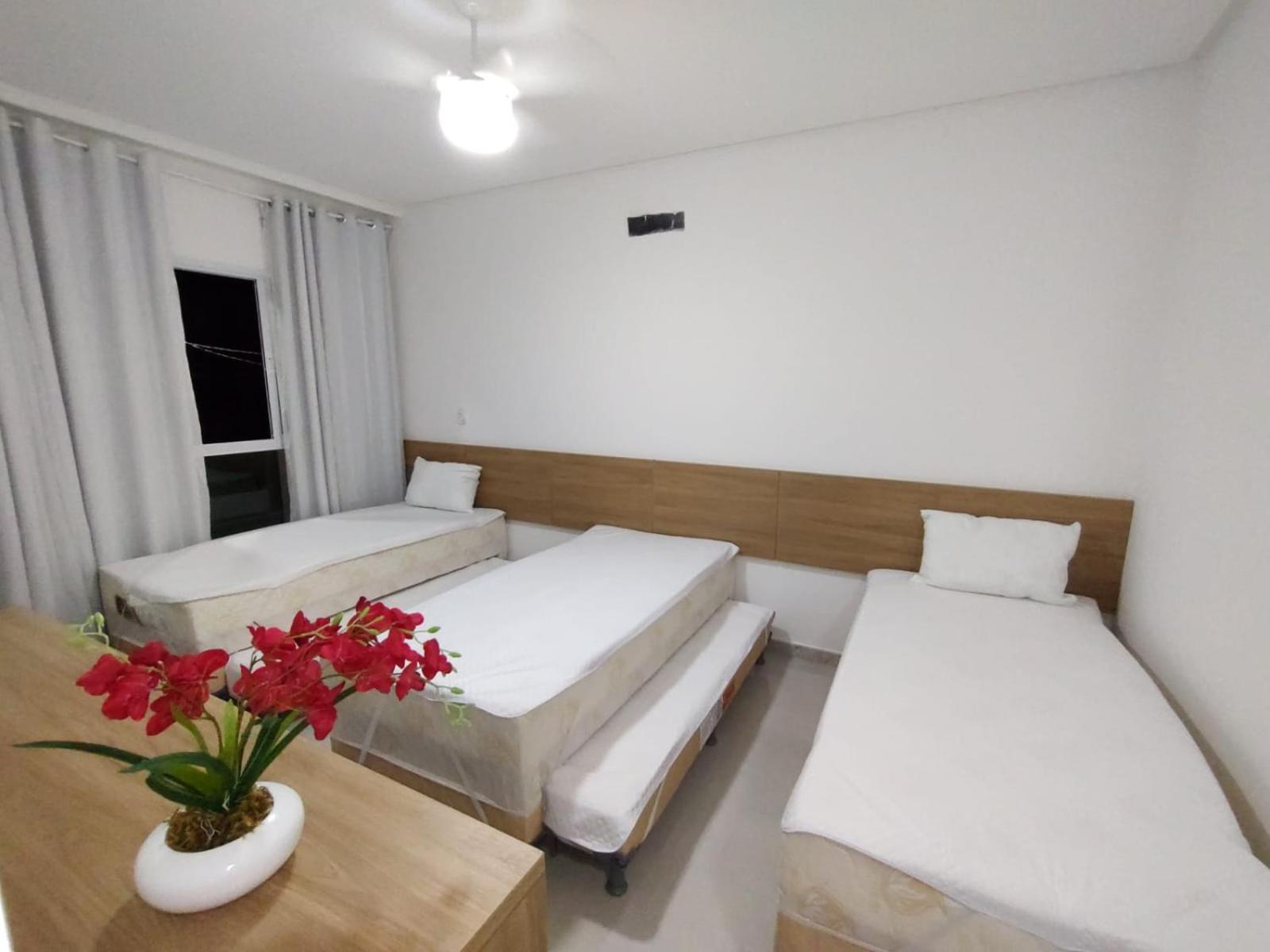 Ivana Imoveis - Casa com Piscina na Praia do Morro á 2 minutos da praia