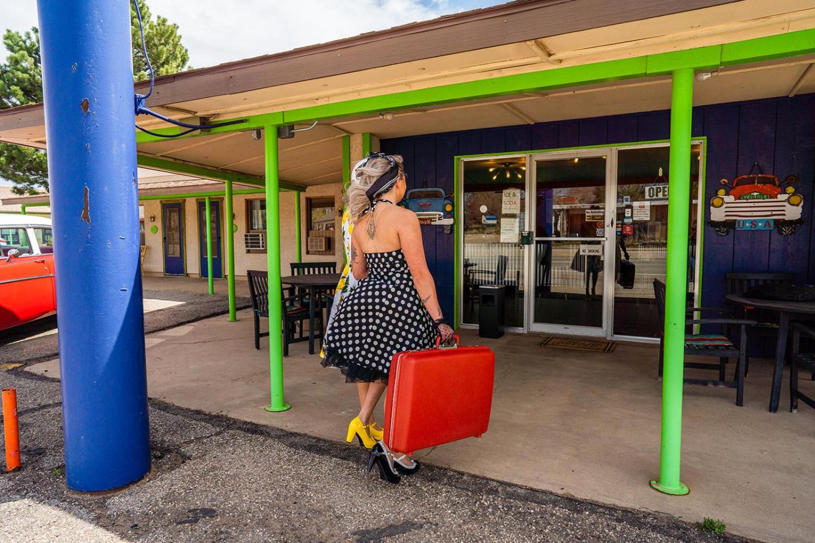 The Atomic Blue Motor-Inn