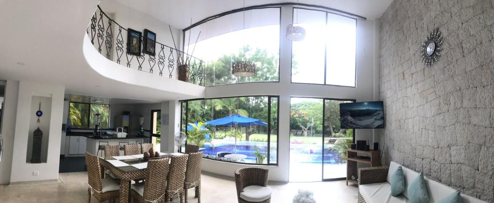 HERMOSA CASAQUINTA FAMILIAR CONDOMINIO CAMPESTRE EL PEÑON Piscina Privada Campo de Golf