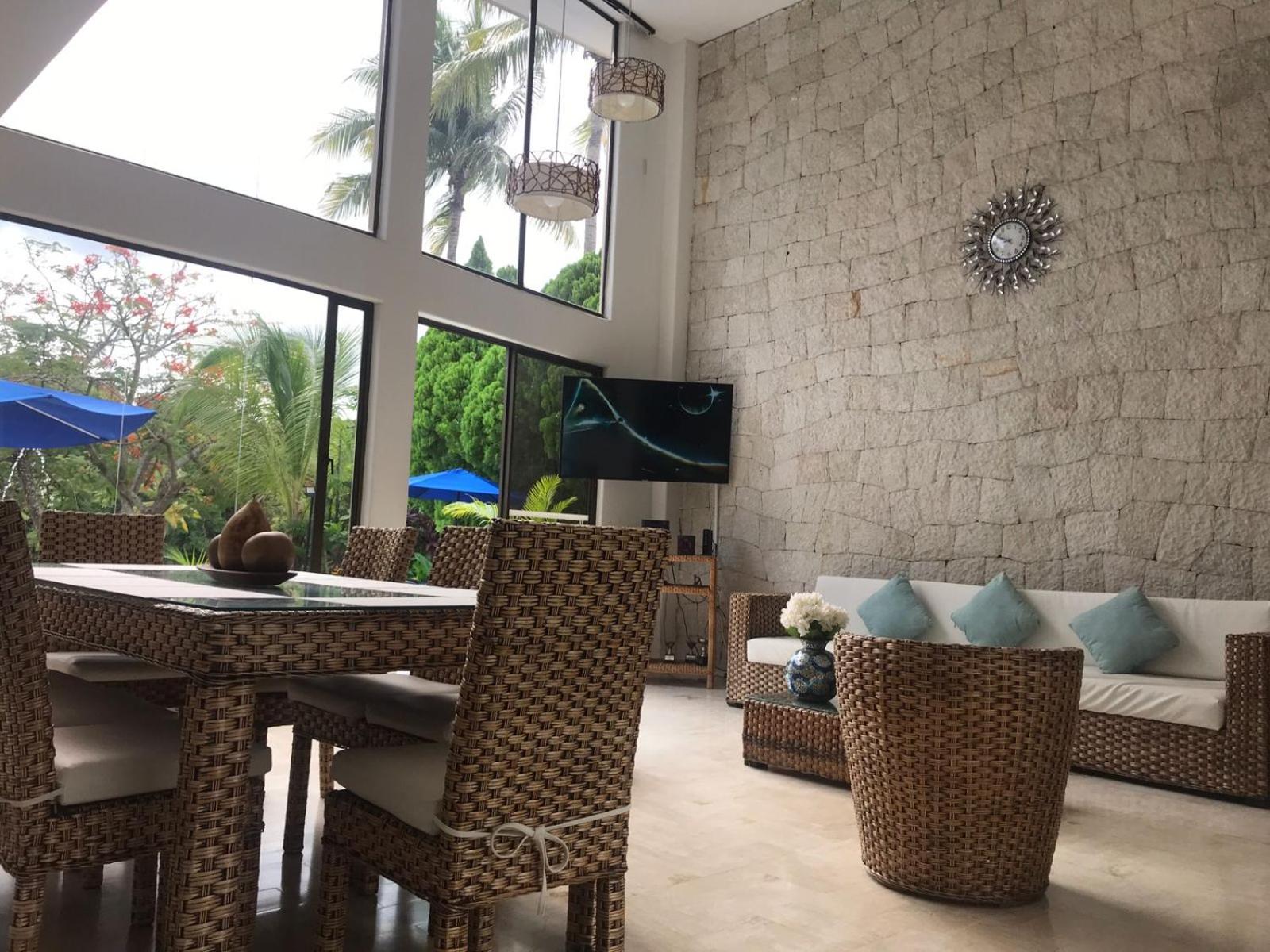 HERMOSA CASAQUINTA FAMILIAR CONDOMINIO CAMPESTRE EL PEÑON Piscina Privada Campo de Golf
