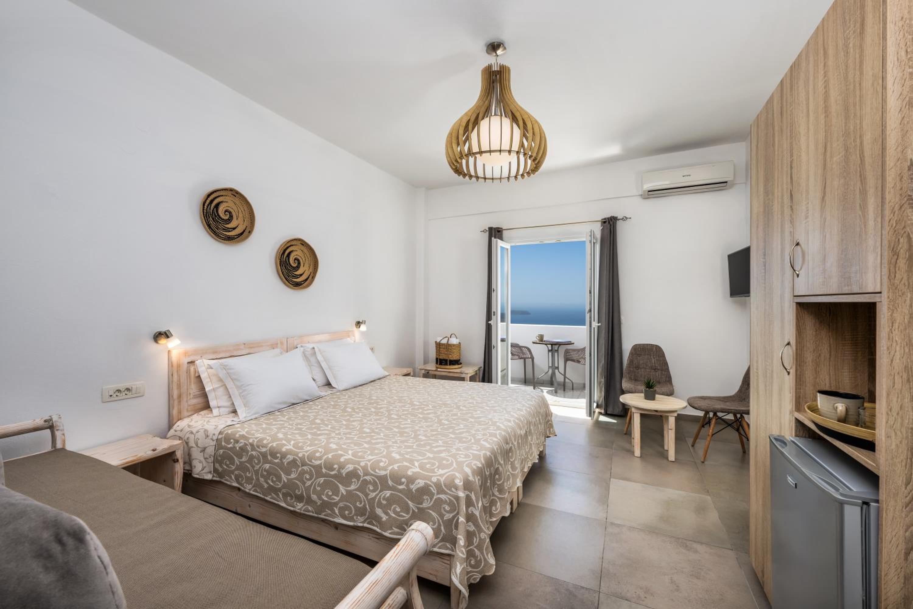 Villa Thiranthemis