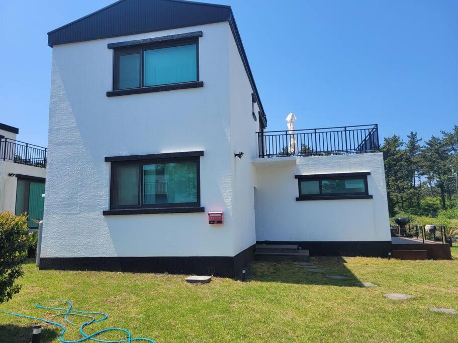Jeju Vacations - Saeville Stay - Property Image 5