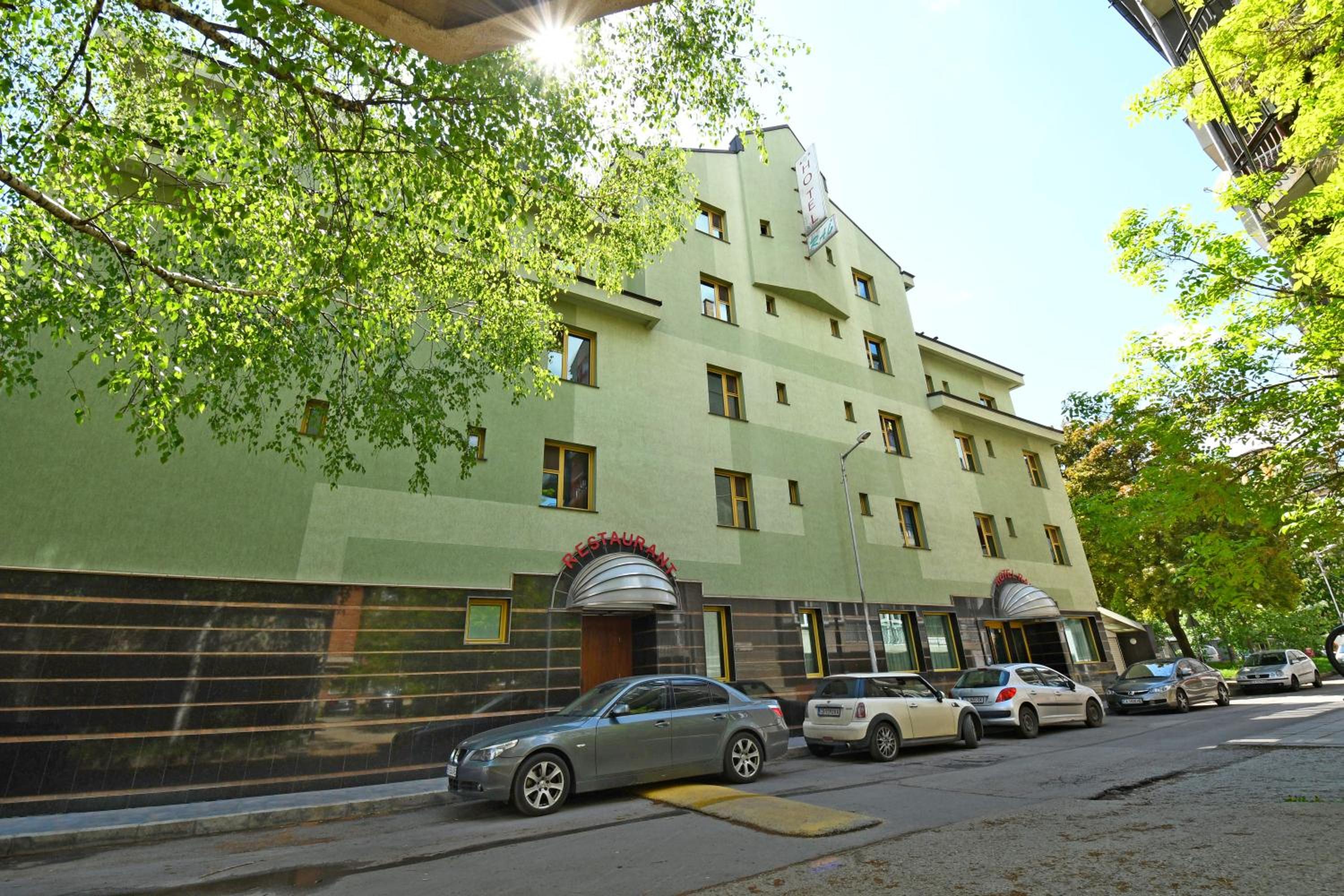 Hotel Rai - Image 1