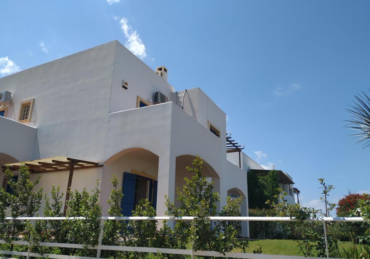 Nereids Compound photo 1
