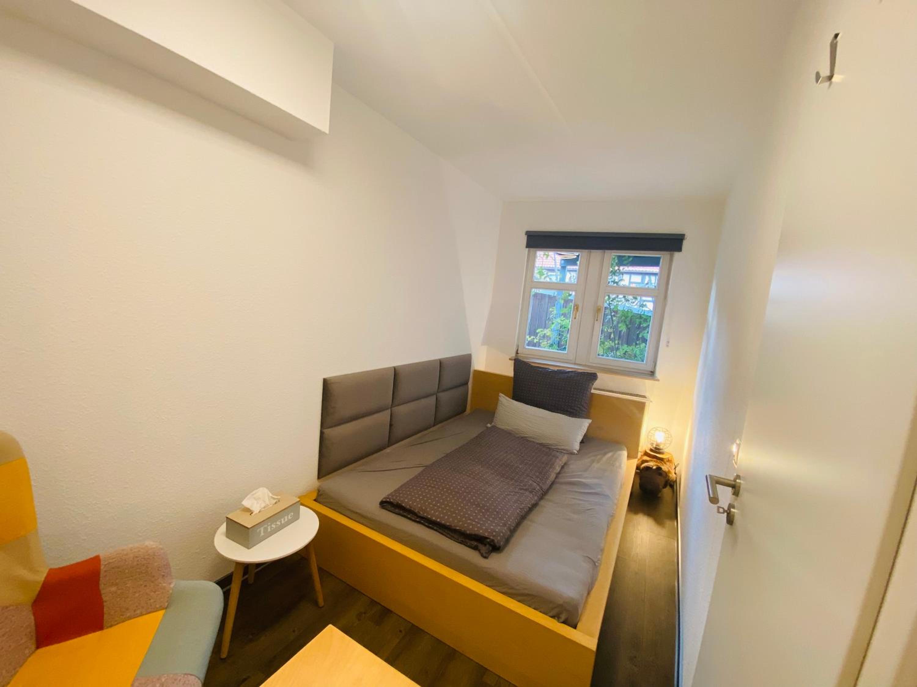 Fewo Heinrichser Markt - 2 Schlafzimmer mit Sauna und Terrasse view 3