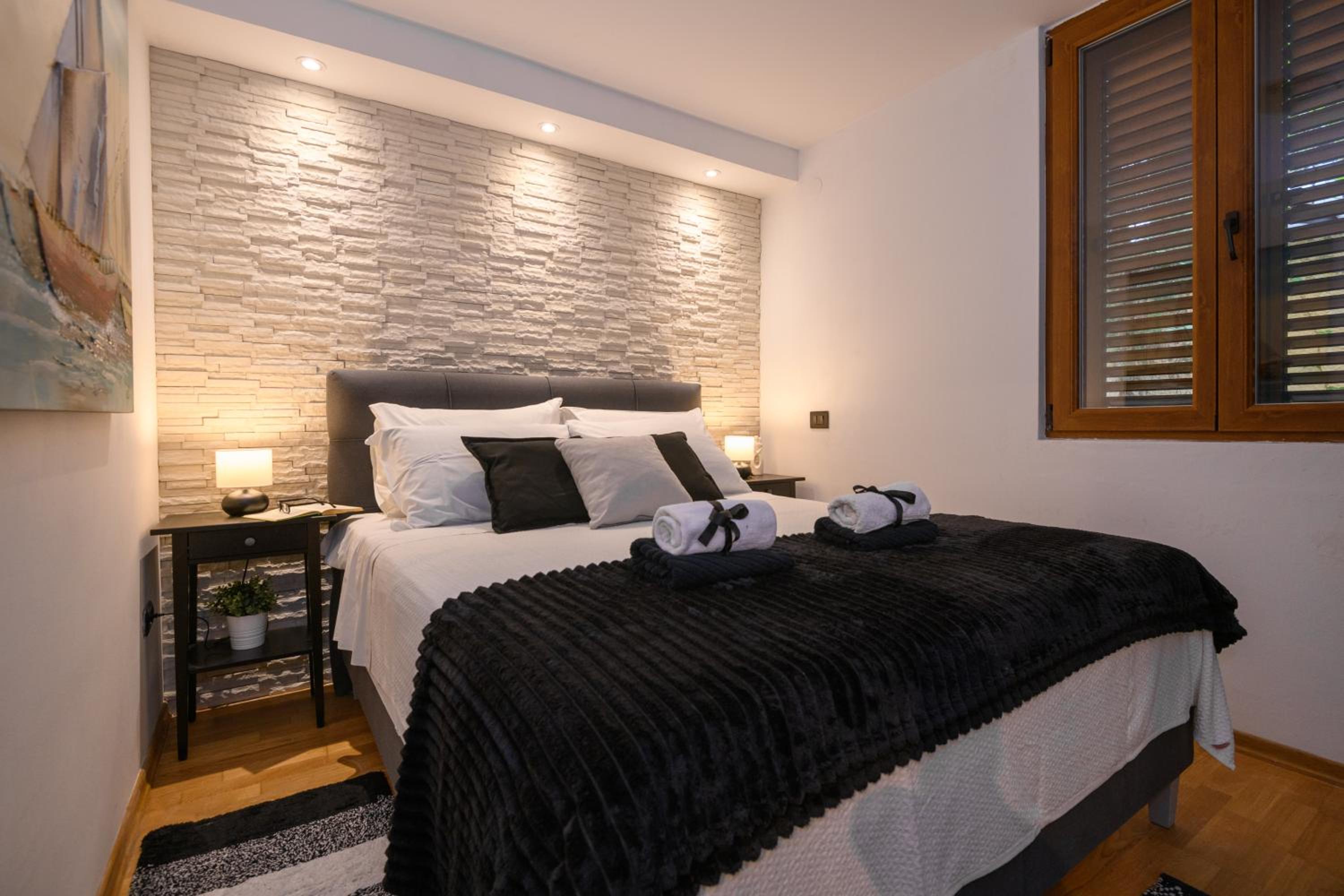 Ivan Apartment