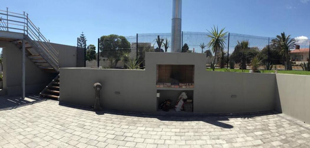 Boardrooms Kite Accommodation view 3