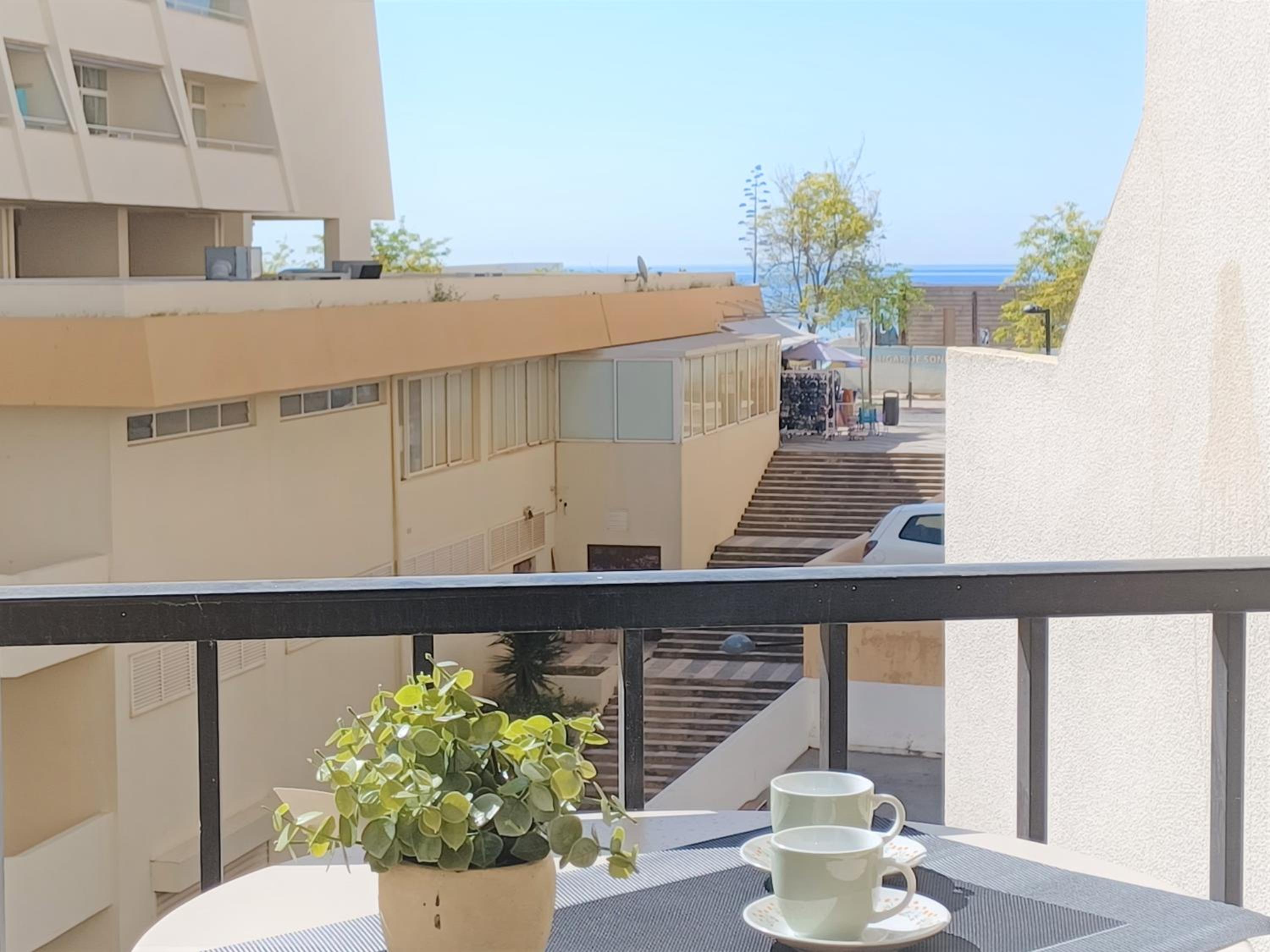 Acrópole Beach Apartment view 3